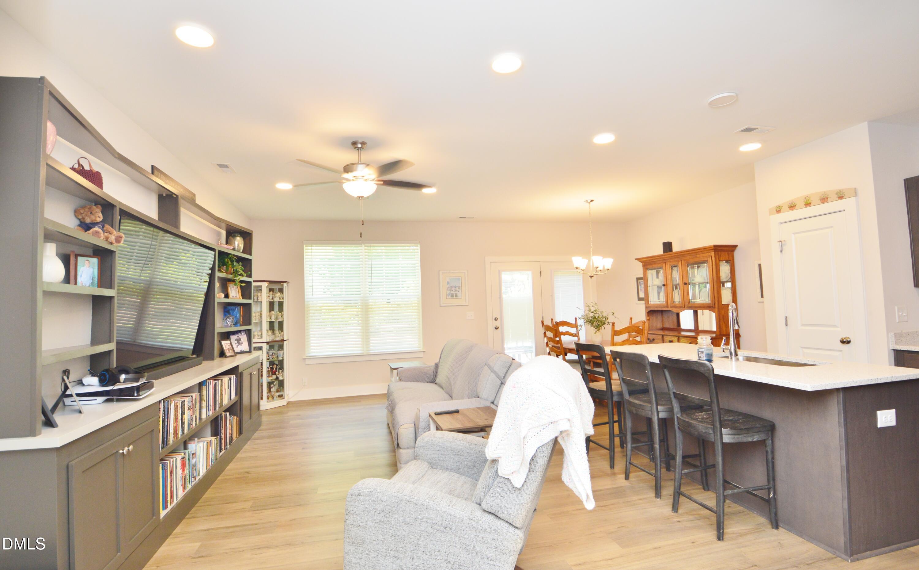 823 Pryor Street Property Photo 13