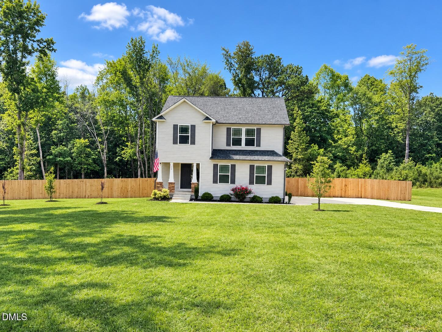 300 Starry Sky Drive Property Photo 1