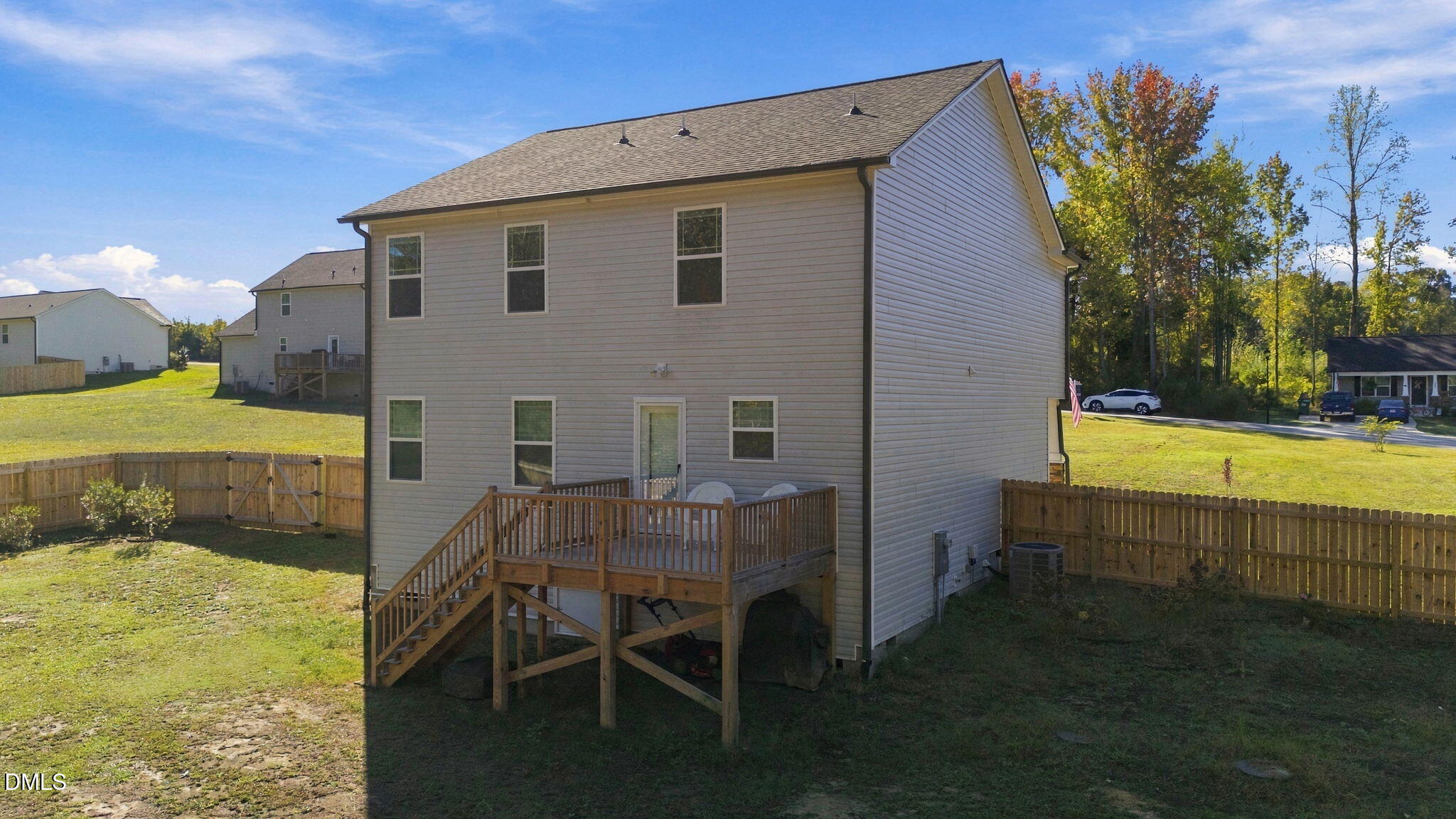 300 Starry Sky Drive Property Photo 17
