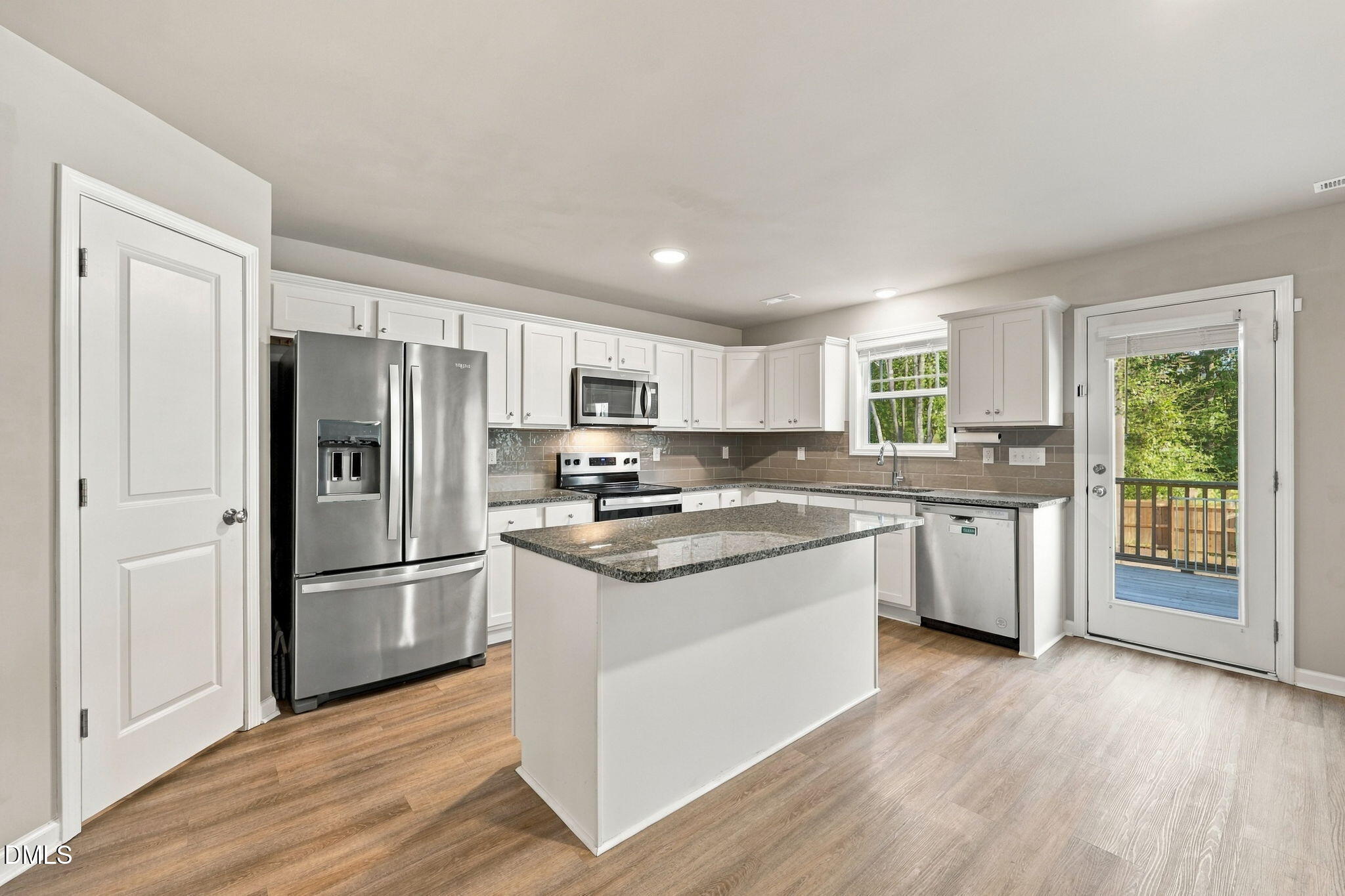 300 Starry Sky Drive Property Photo 24