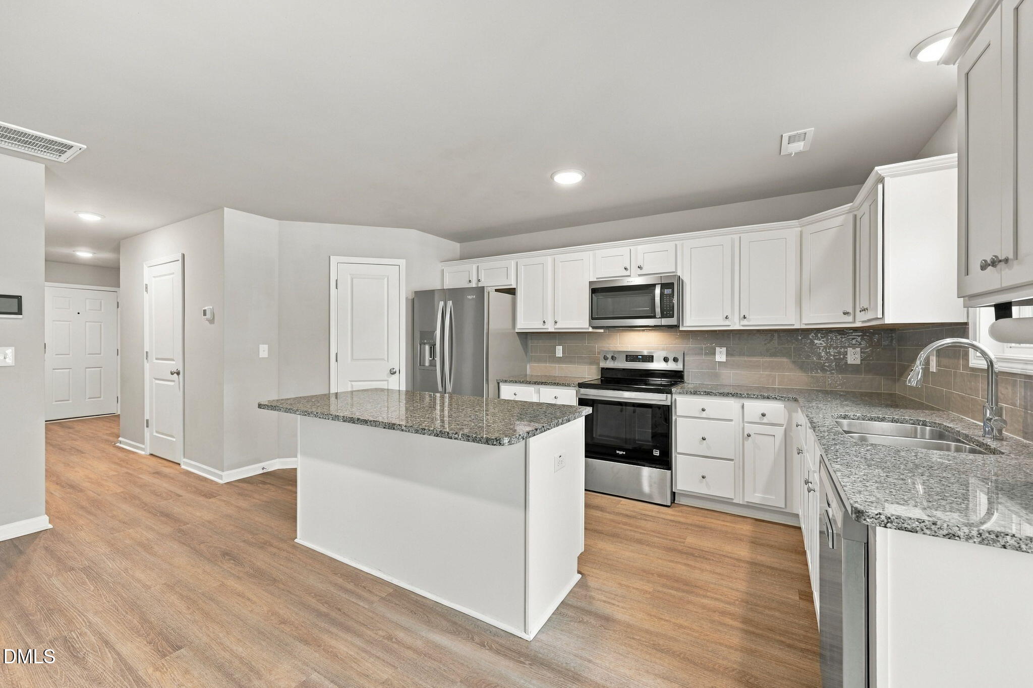 300 Starry Sky Drive Property Photo 25