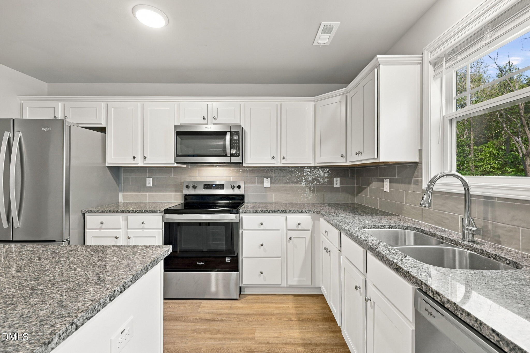 300 Starry Sky Drive Property Photo 26