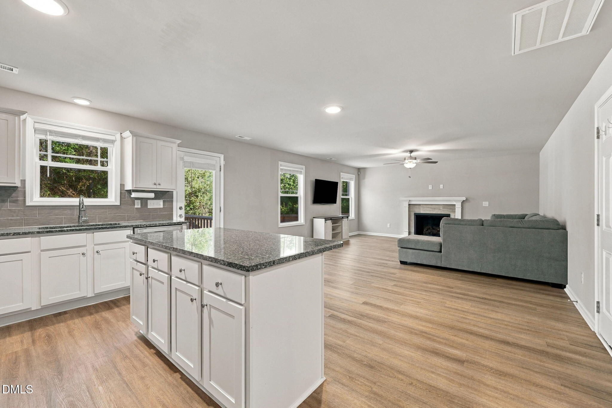 300 Starry Sky Drive Property Photo 29