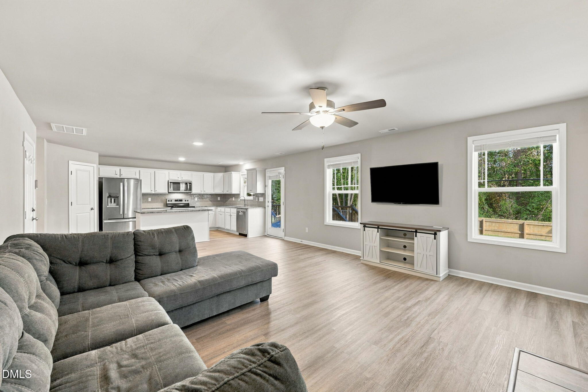 300 Starry Sky Drive Property Photo 33