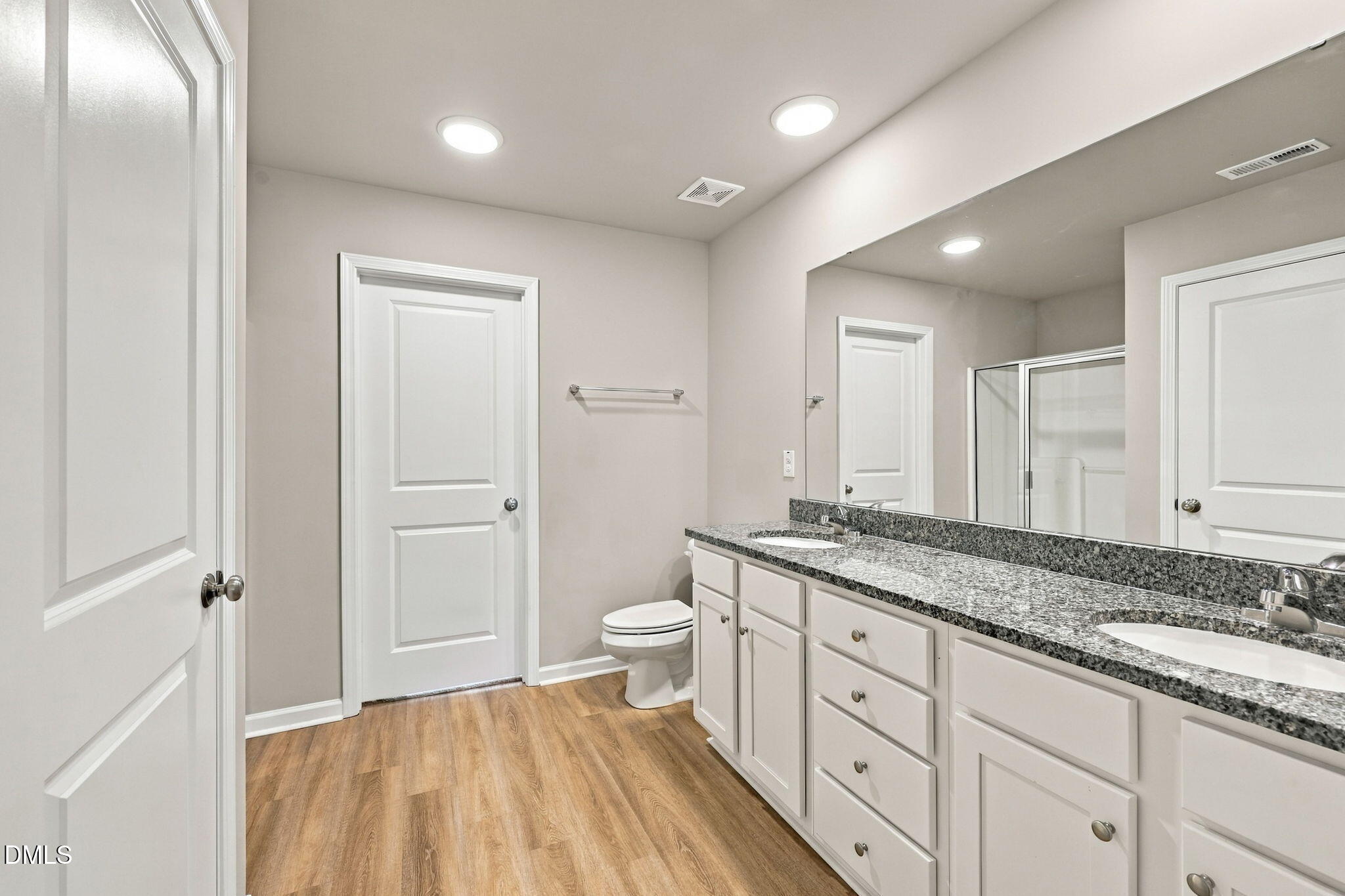 300 Starry Sky Drive Property Photo 39