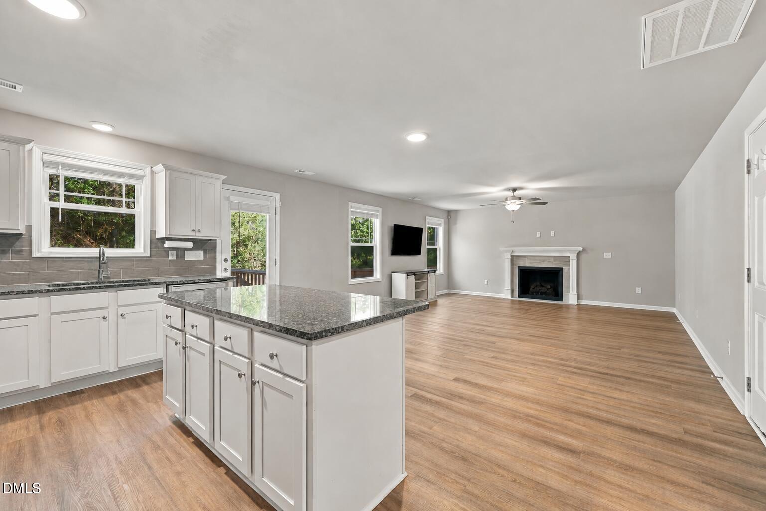 300 Starry Sky Drive Property Photo 54