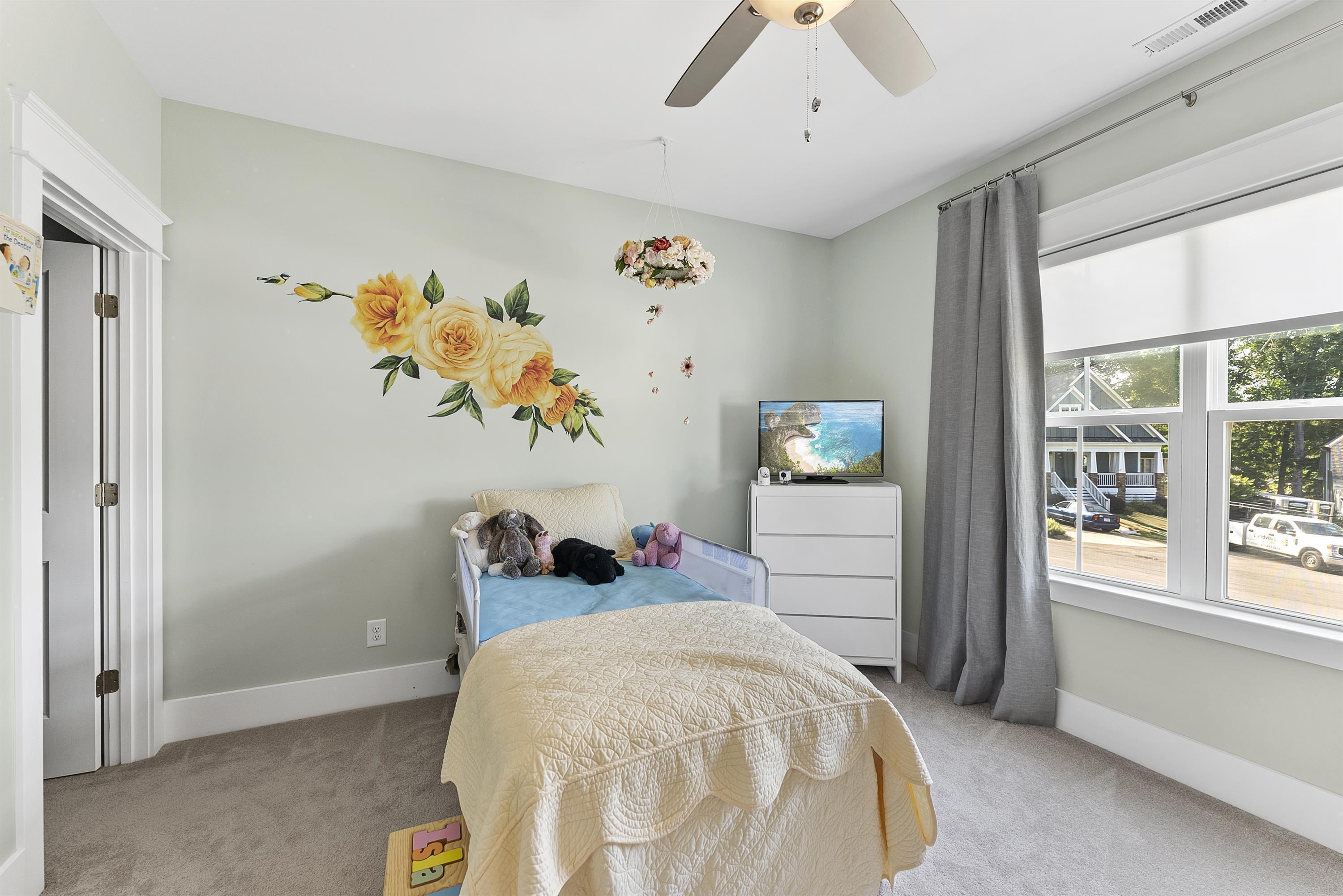 8112 Tuxford Drive Property Photo 18