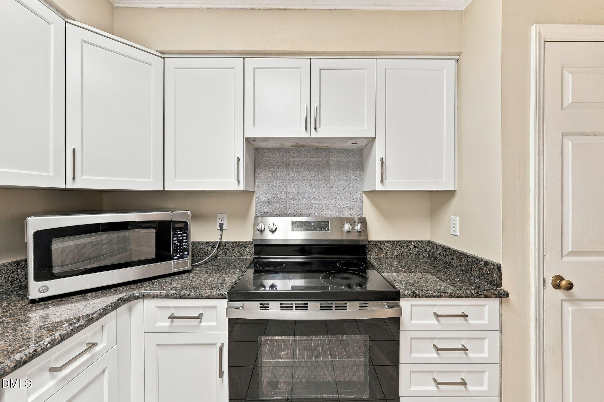 109 Tapestry Terrace Property Photo 15