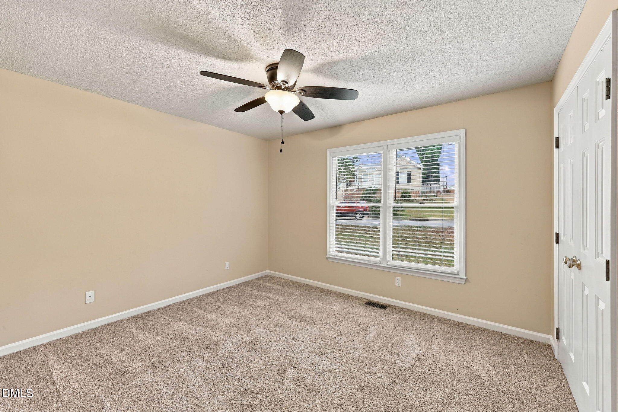109 Tapestry Terrace Property Photo 23
