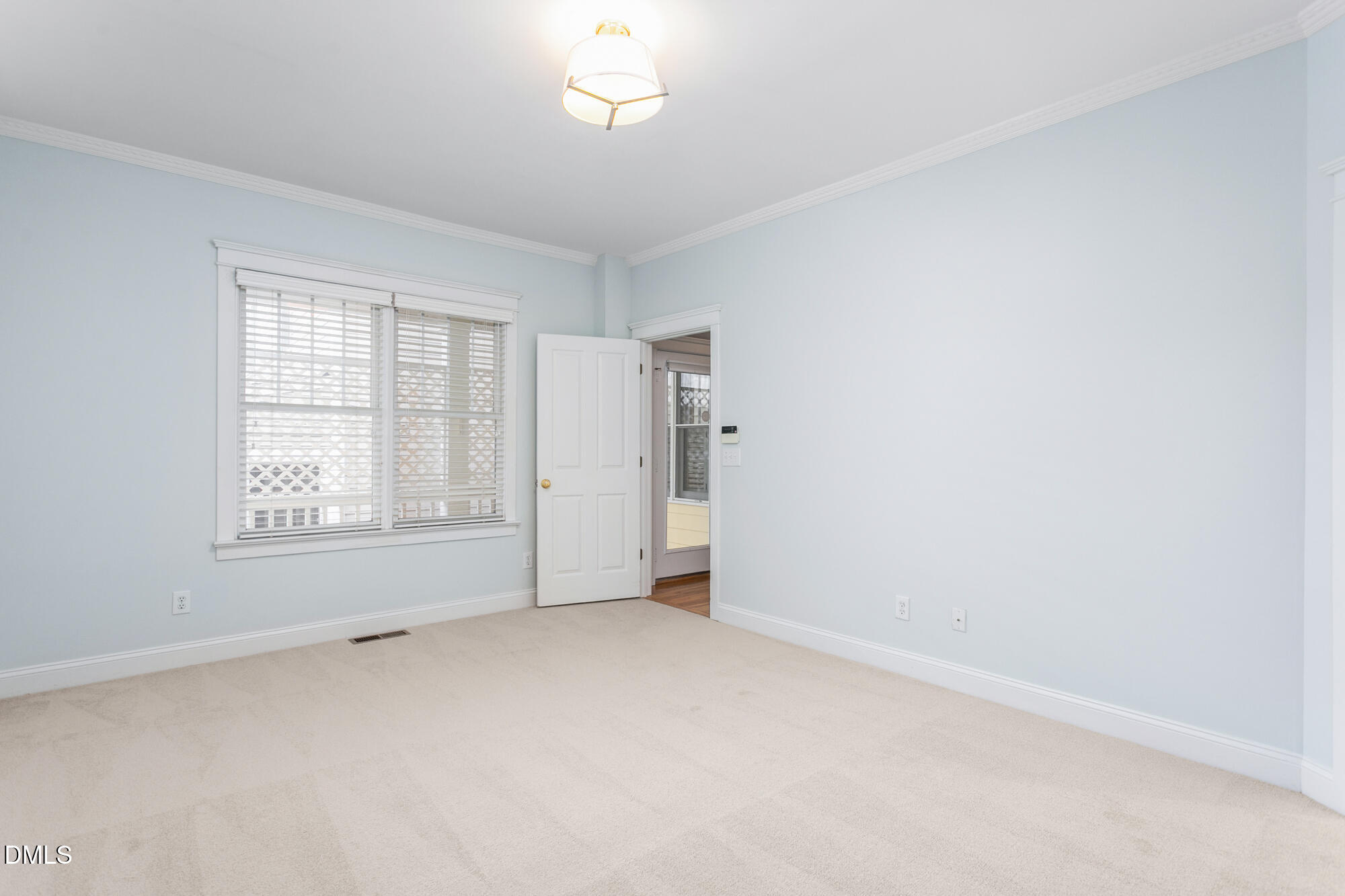 114 Westside Drive Property Photo 16