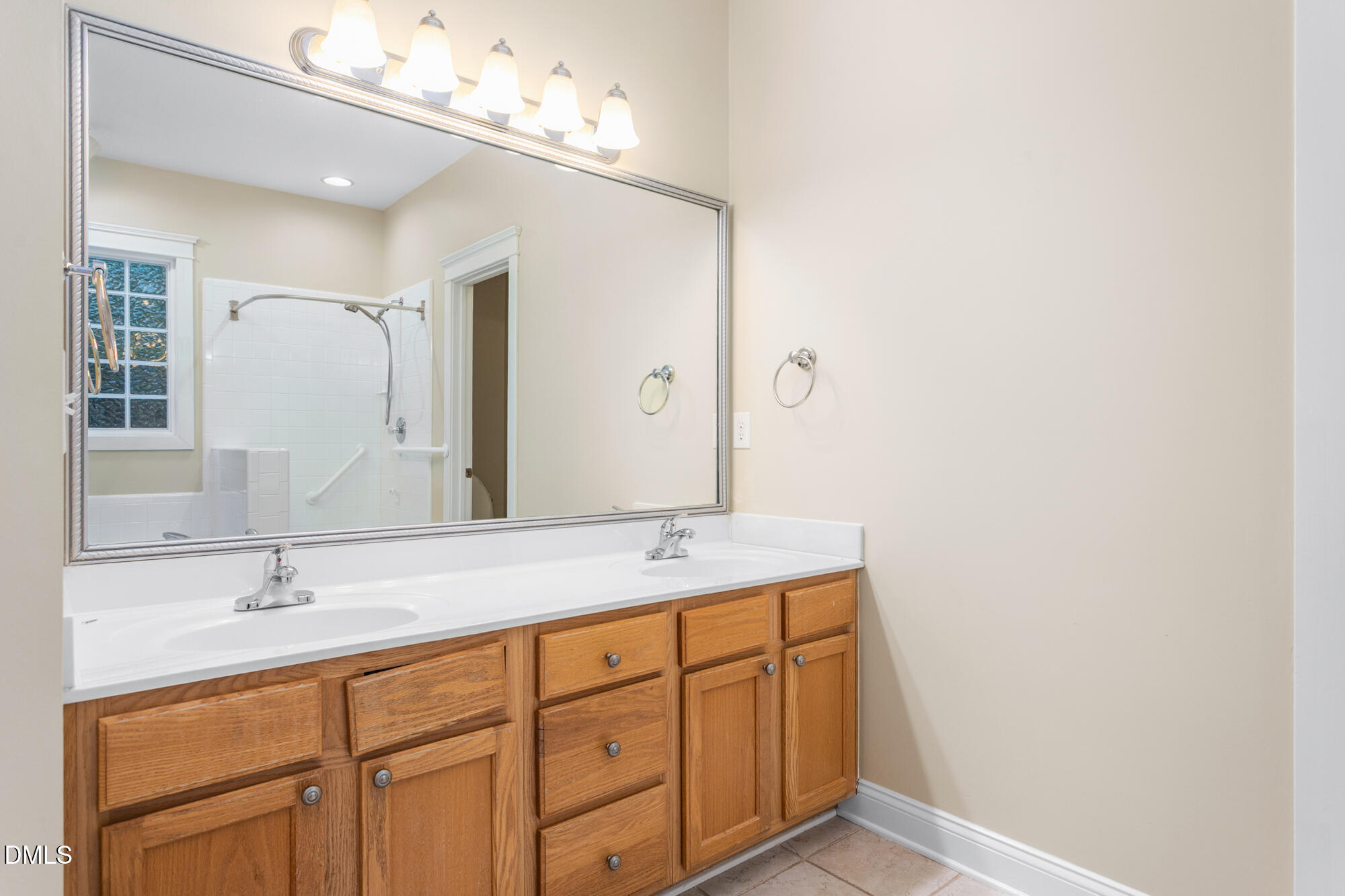 114 Westside Drive Property Photo 17