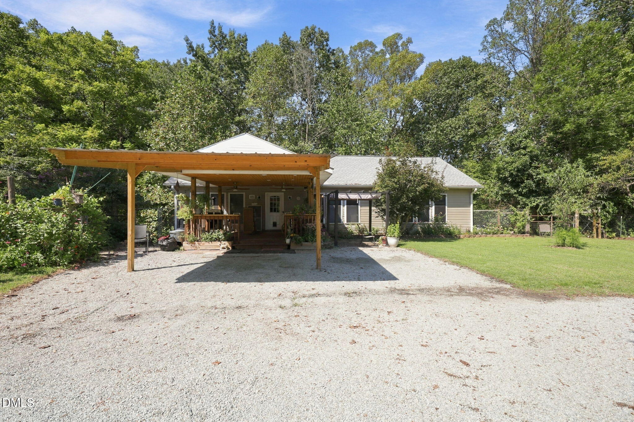 621 Griers Church Road Property Photo 1
