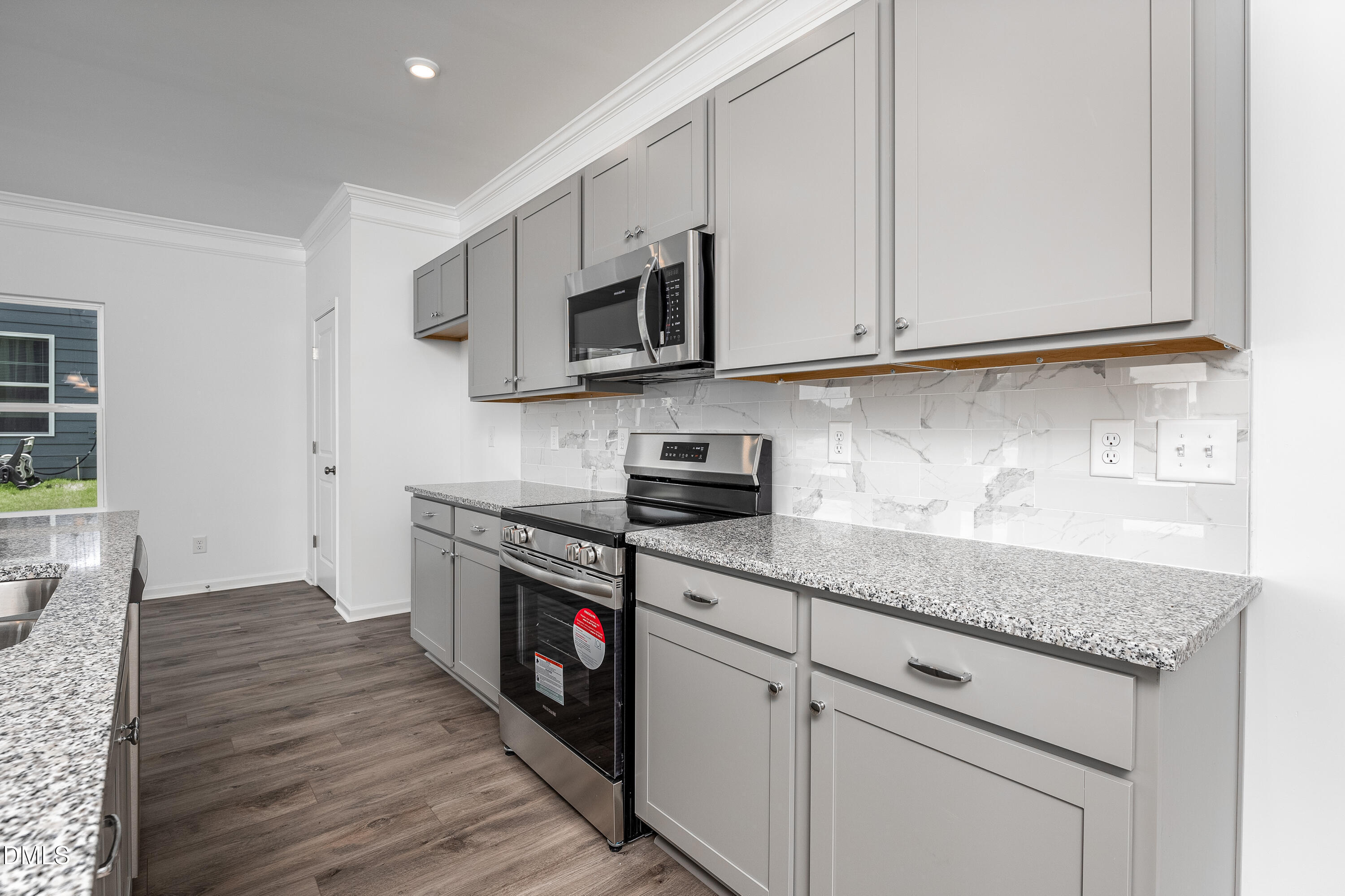 101 Courtside Drive Property Photo 6