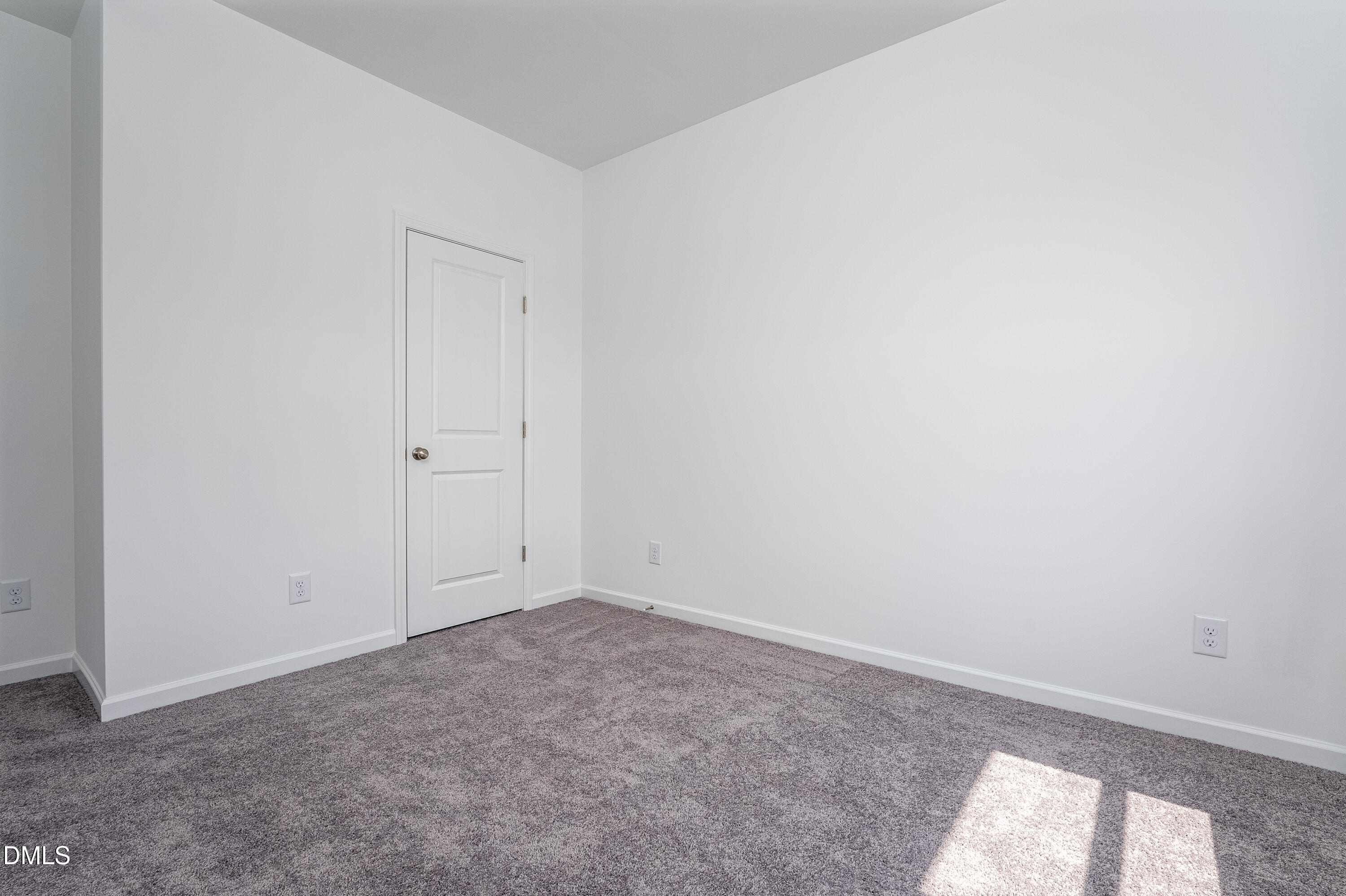 101 Courtside Drive Property Photo 12