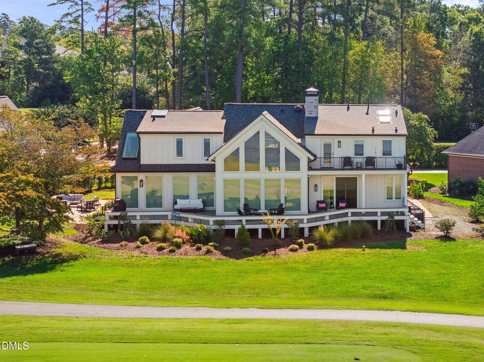 109 Summer Lakes Drive Property Photo 3