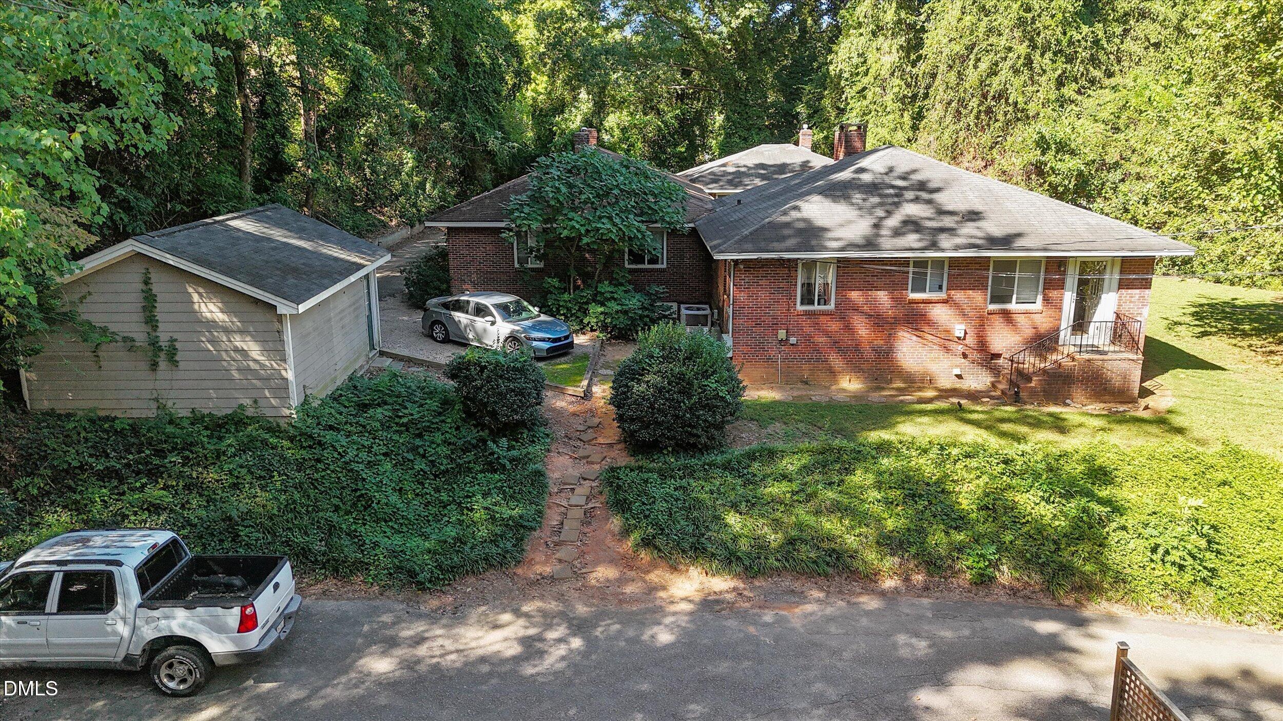3021-3035 Medlin Drive Property Photo 6