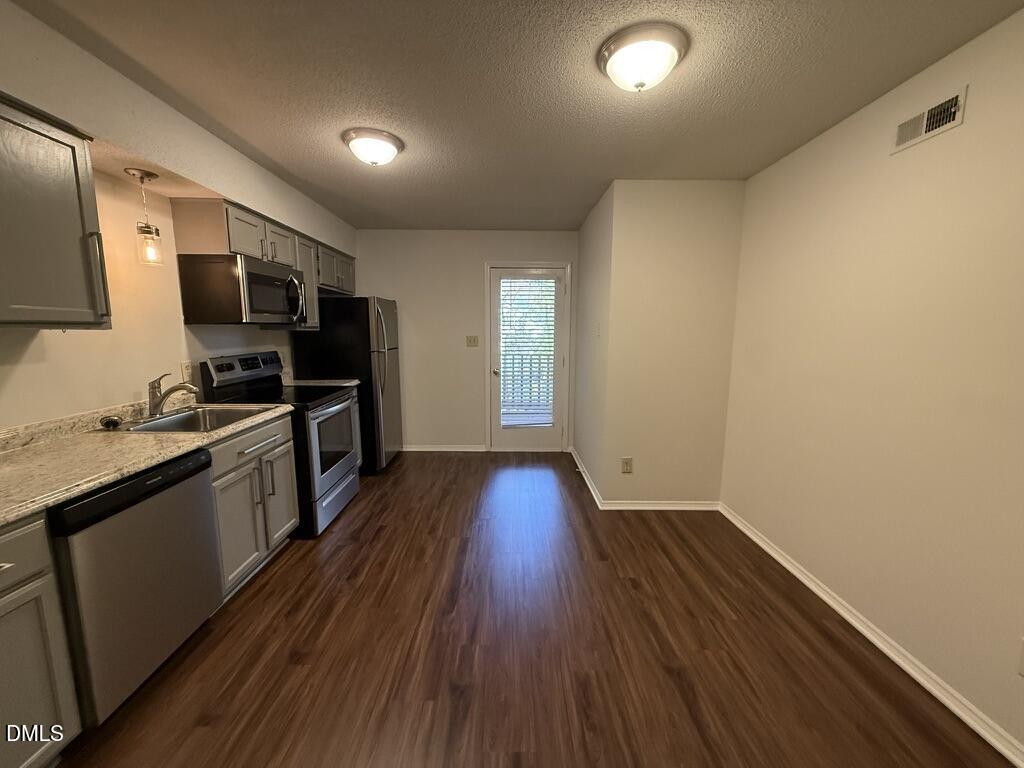 3021-3035 Medlin Drive Property Photo 30