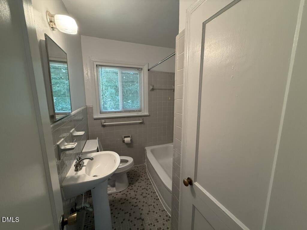 3021-3035 Medlin Drive Property Photo 35