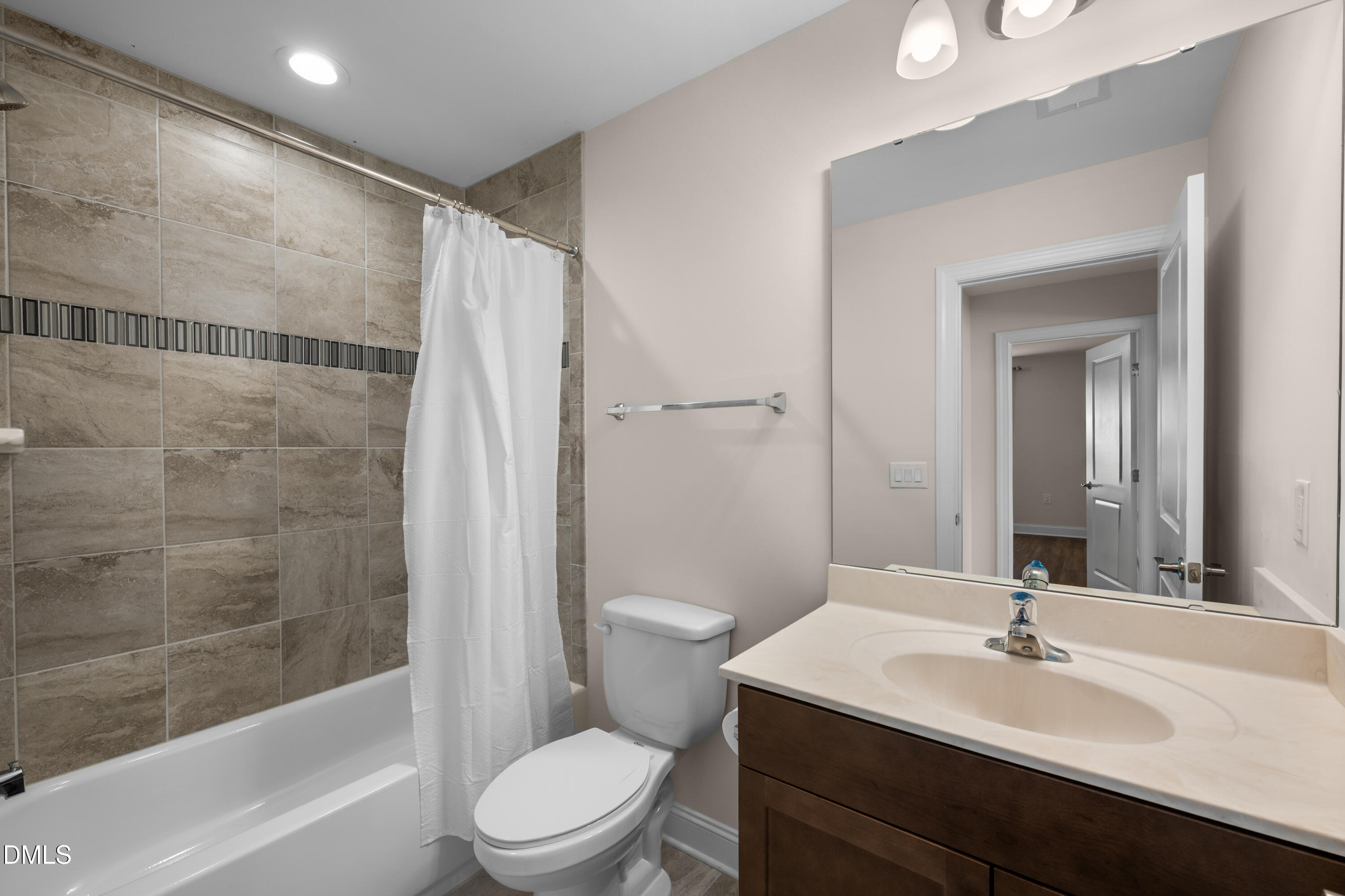 1430 Grangerford Court Property Photo 38