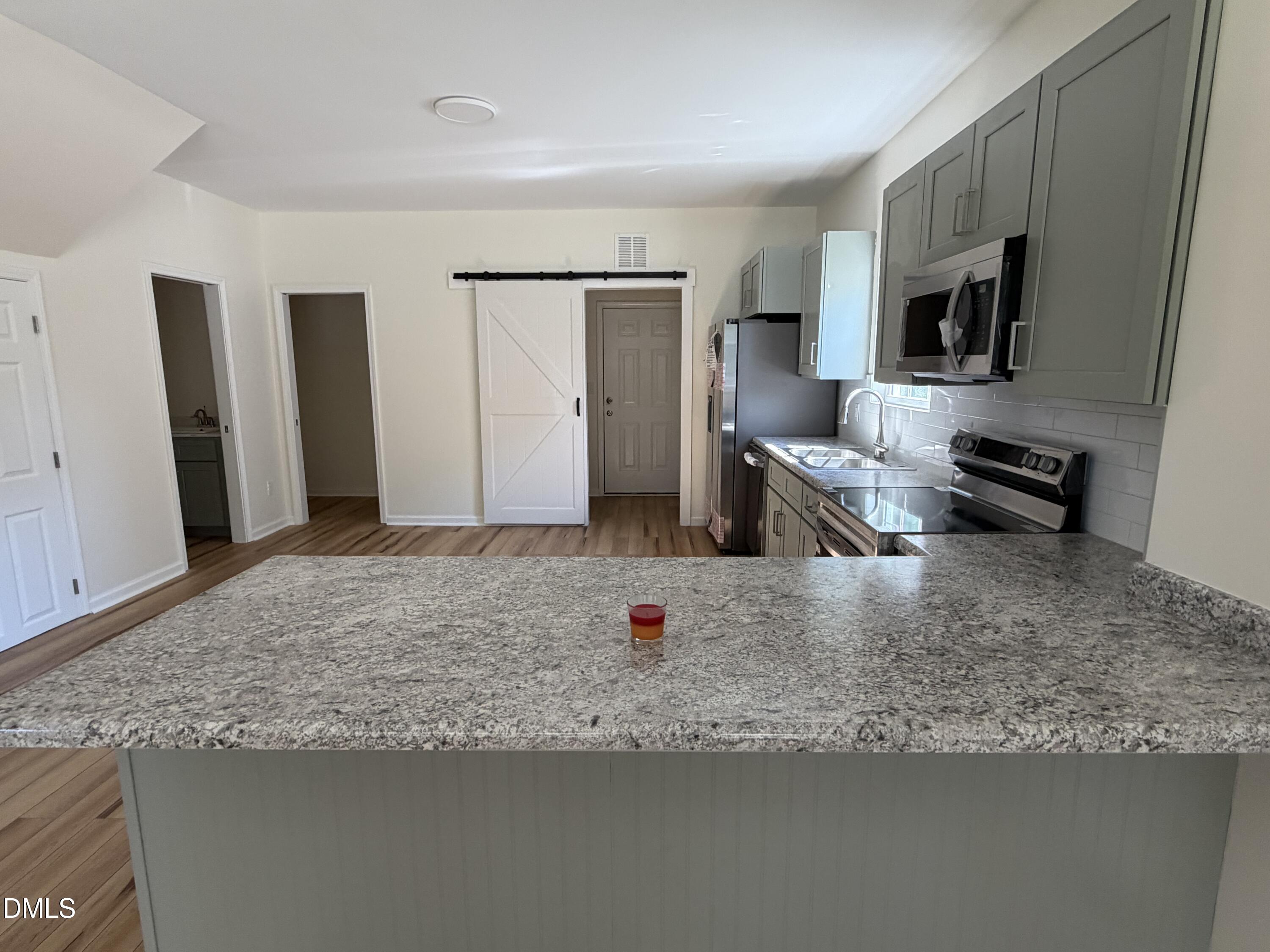 1009 Ridge Rock Road Property Photo 7