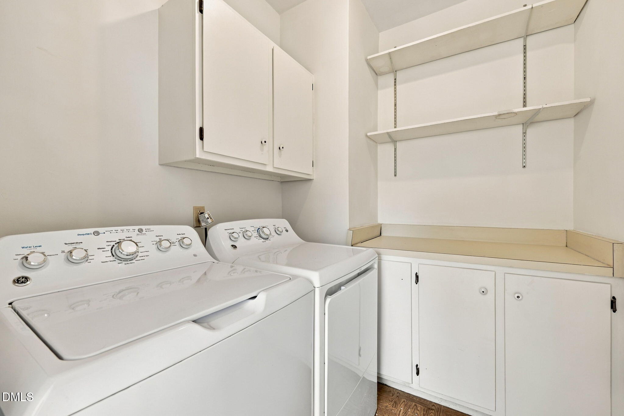 817 S Vermont Street Property Photo 11