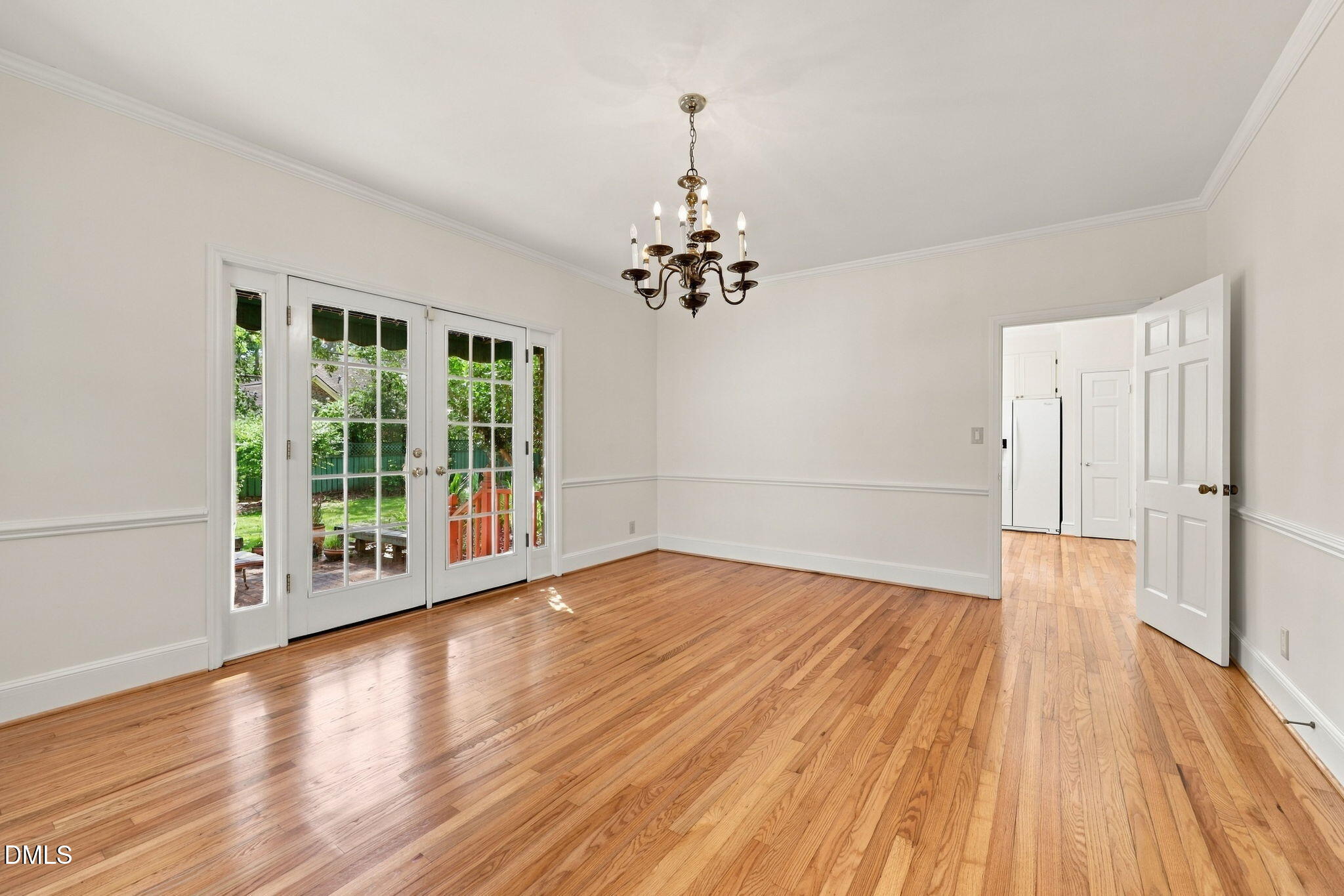 817 S Vermont Street Property Photo 13