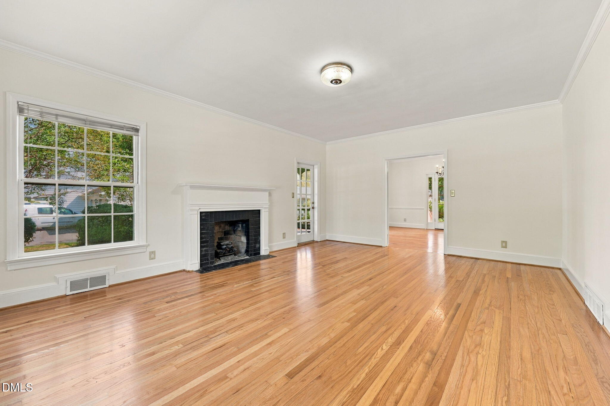 817 S Vermont Street Property Photo 16