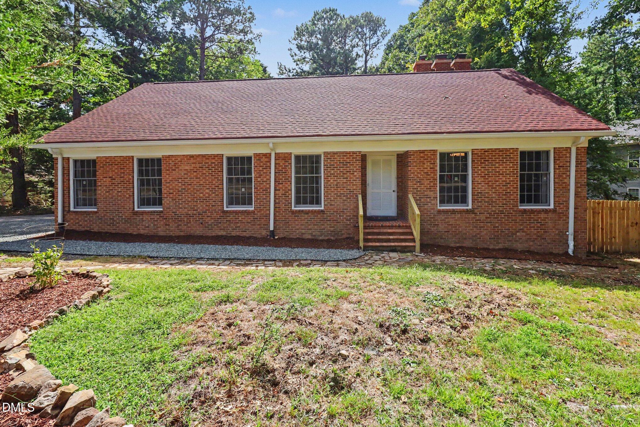 503 N Estes Drive Property Photo 1