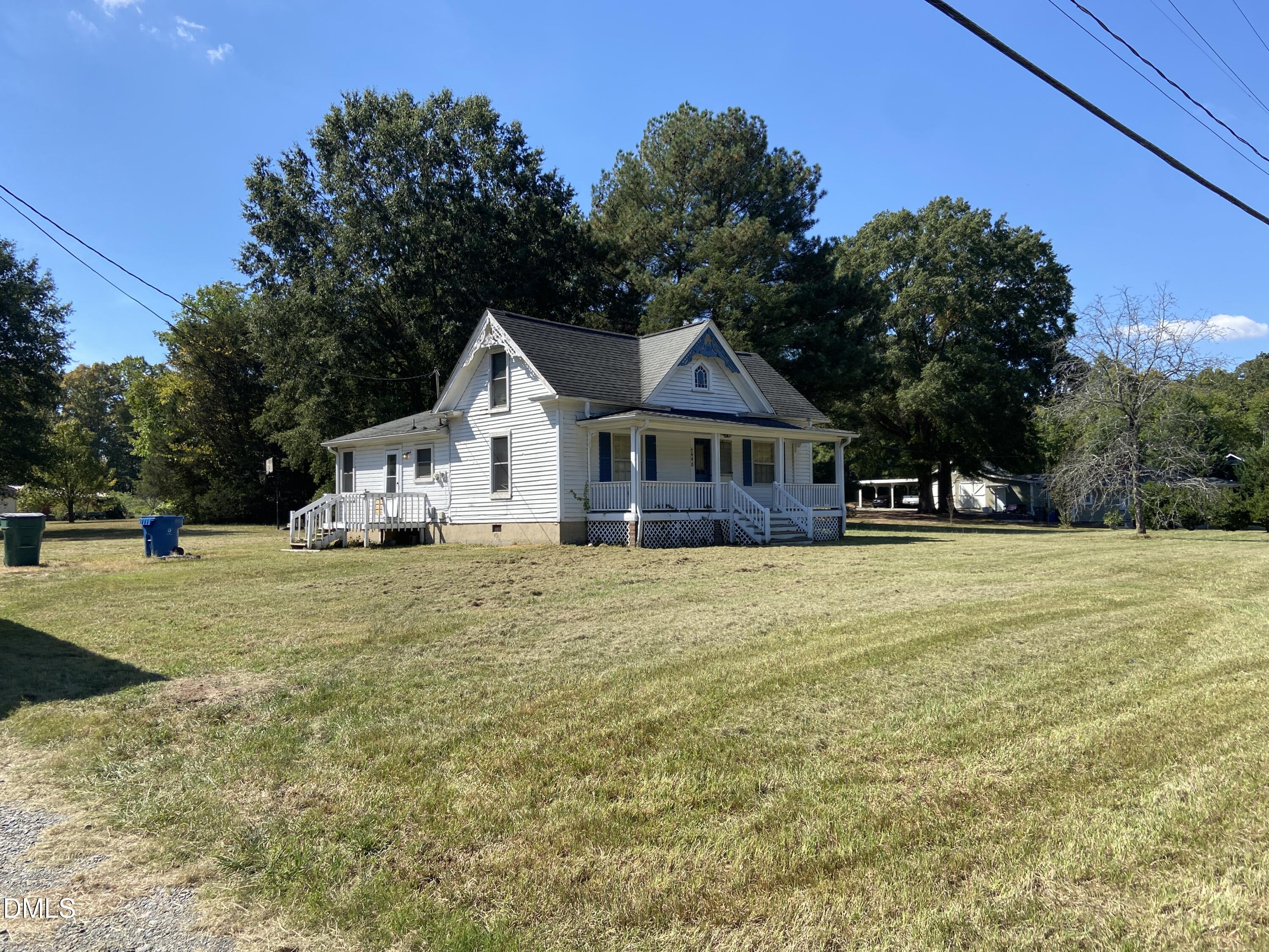 4648 Angier Avenue Property Photo 1