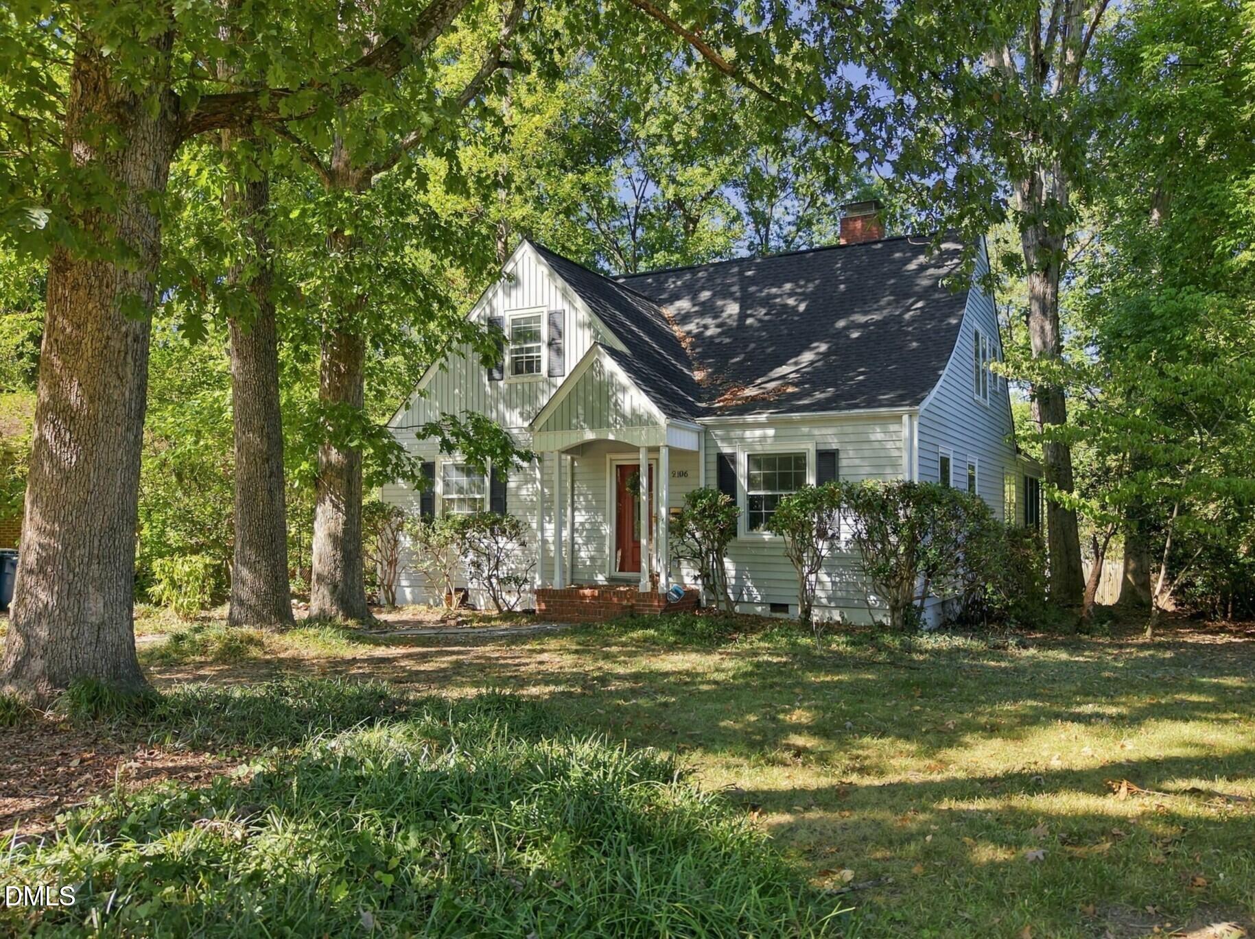 2106 Woodrow Street Property Photo 1