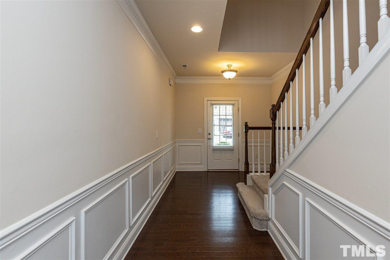 409 Daylin Drive Property Photo 4