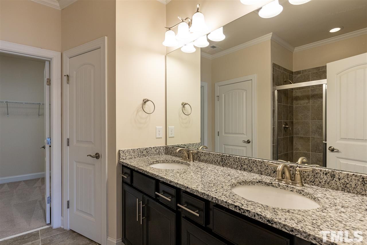 409 Daylin Drive Property Photo 12