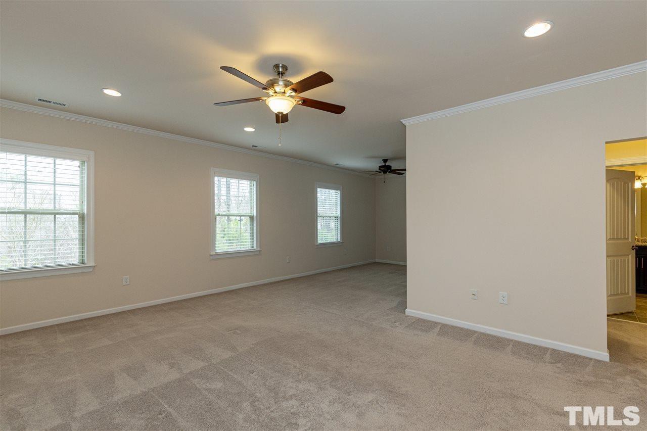 409 Daylin Drive Property Photo 16