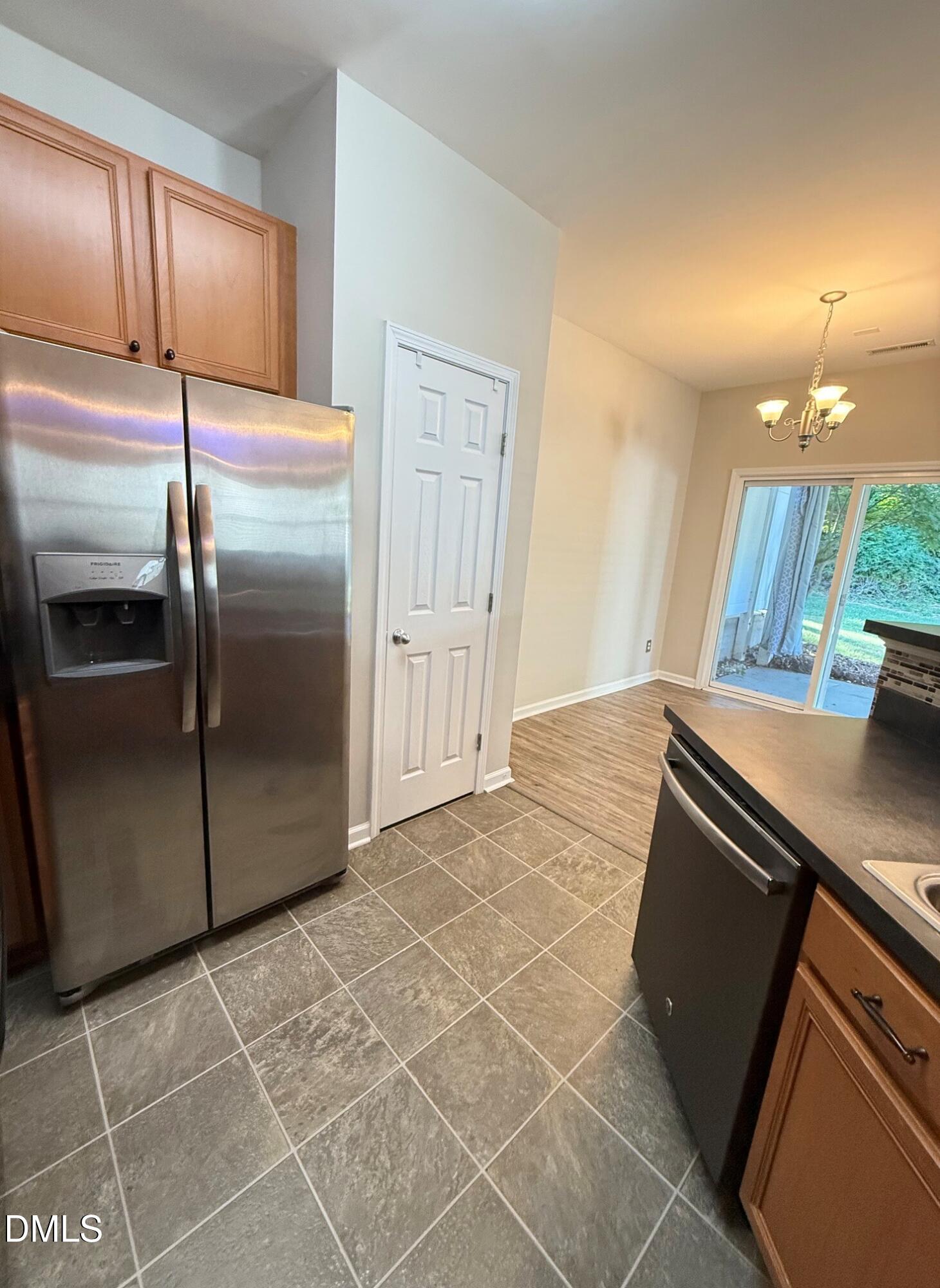 163 Deacon Ridge Street Property Photo 6