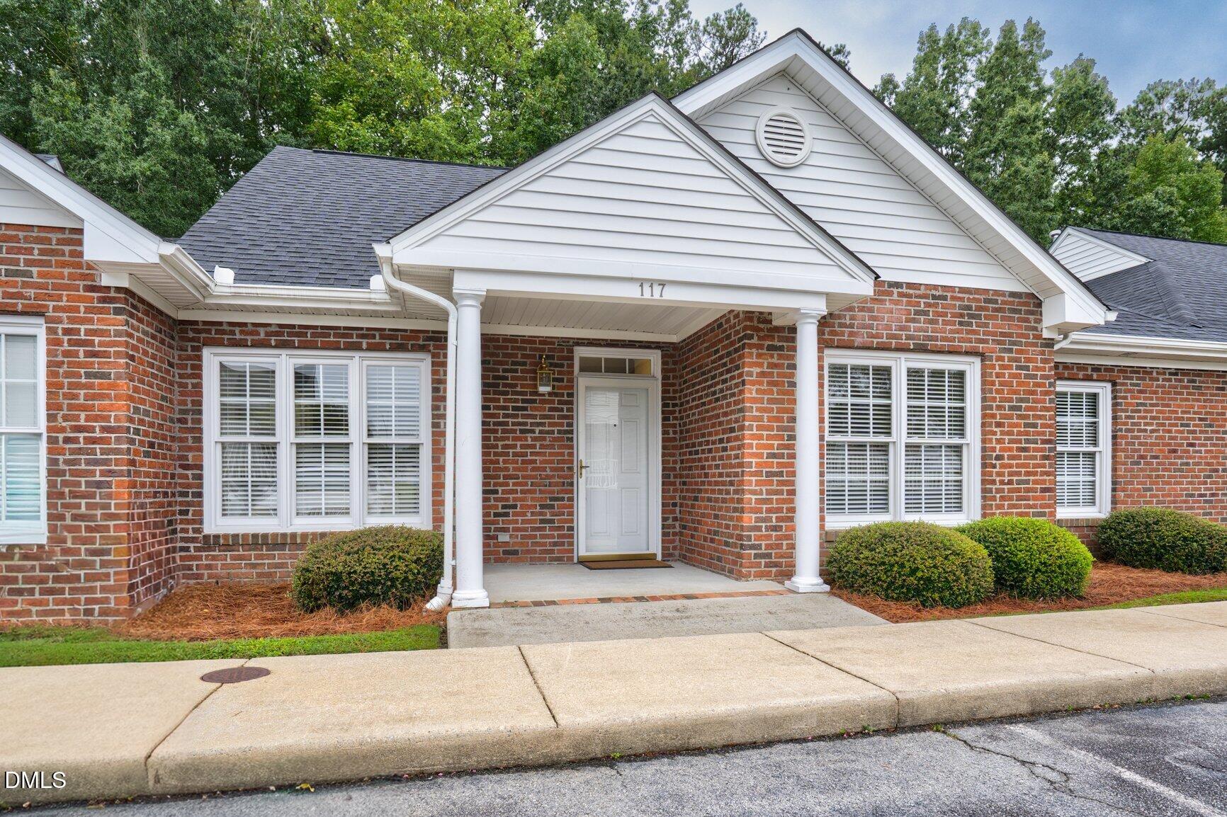 117 Irene Court Property Photo 2