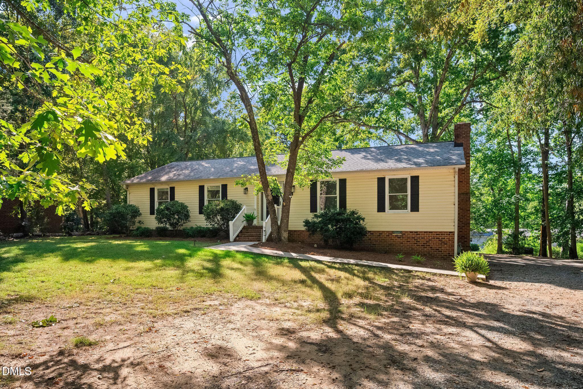 4415 Rhew Drive Property Photo 5