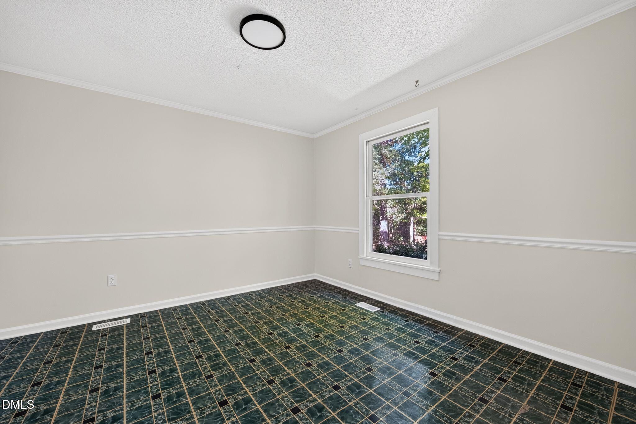 4415 Rhew Drive Property Photo 14