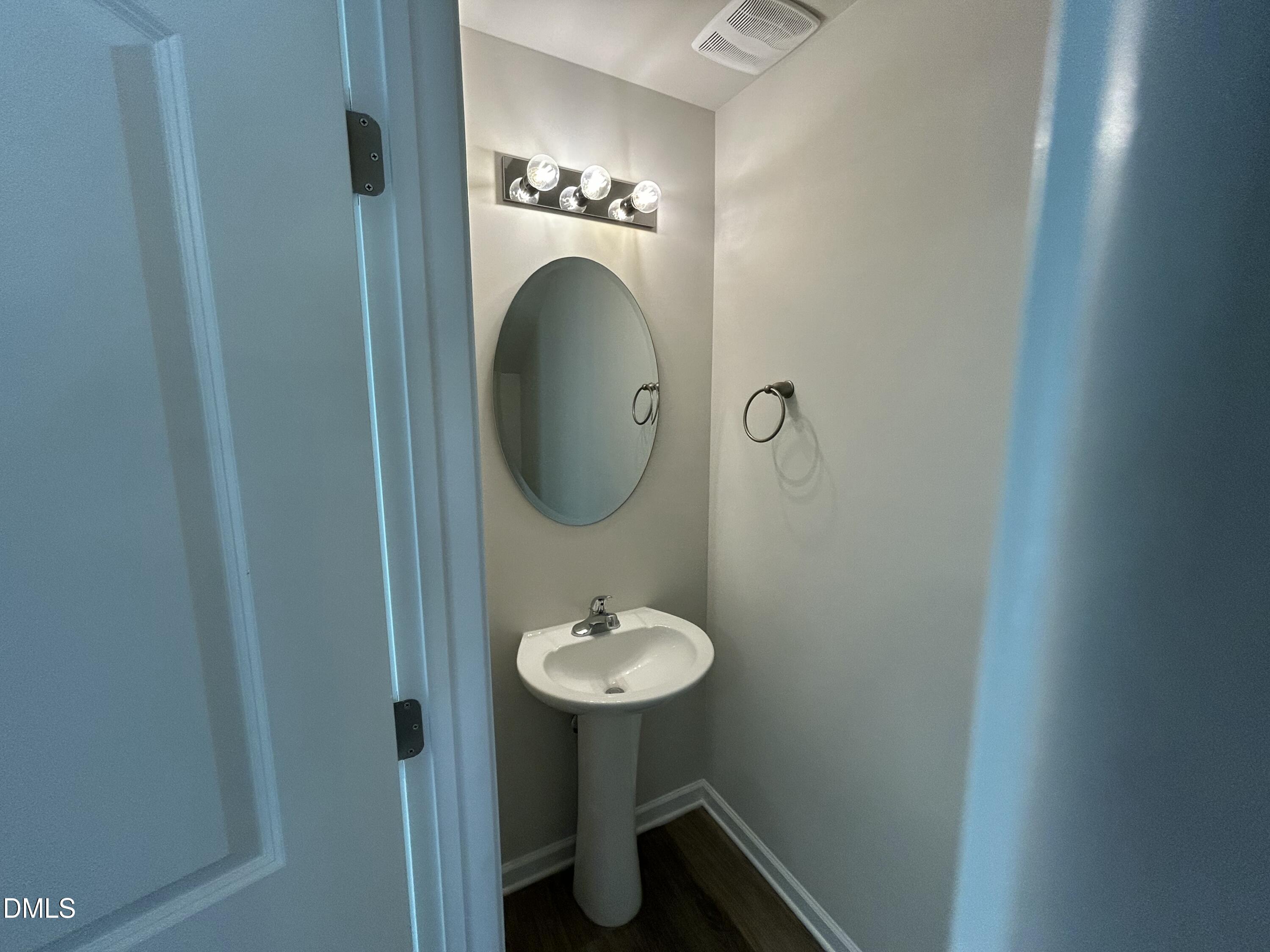 4364 Belcher Street Property Photo 22