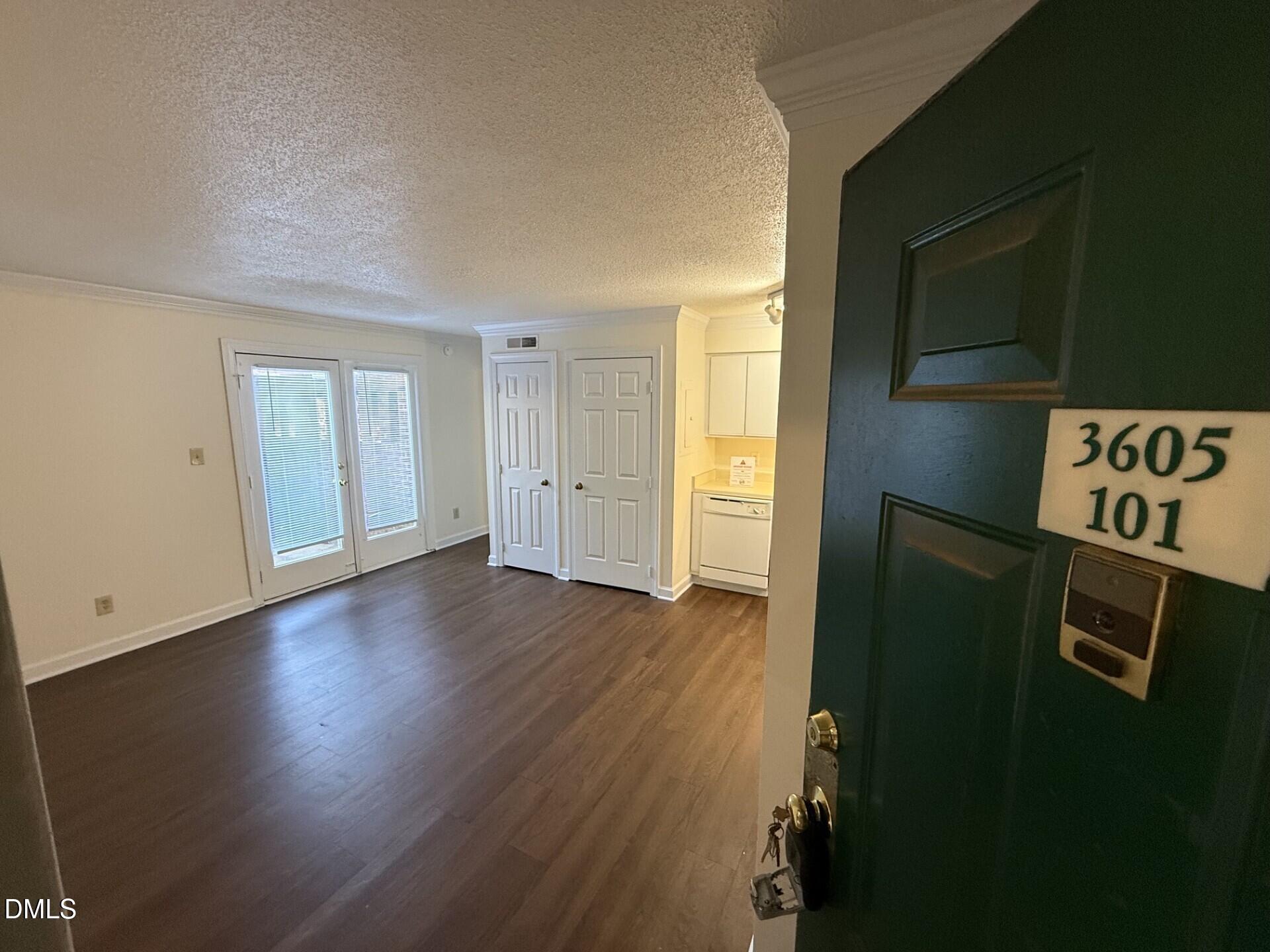 3605 Helix Court 101 Property Photo 1