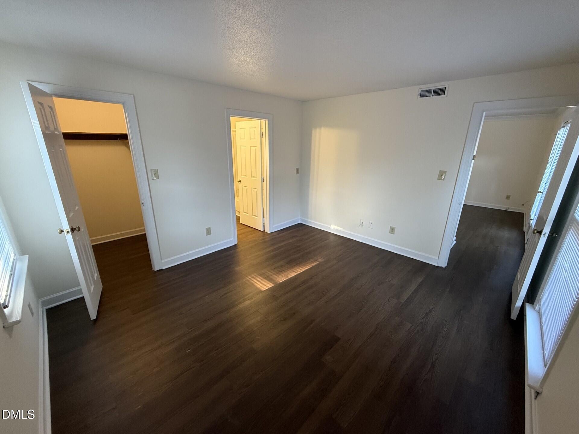 3605 Helix Court 101 Property Photo 4