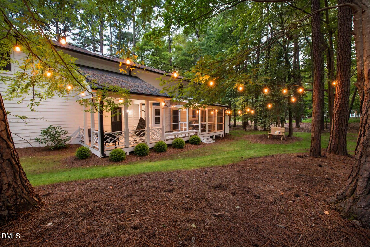 600 Brittany Bay E Property Photo 31