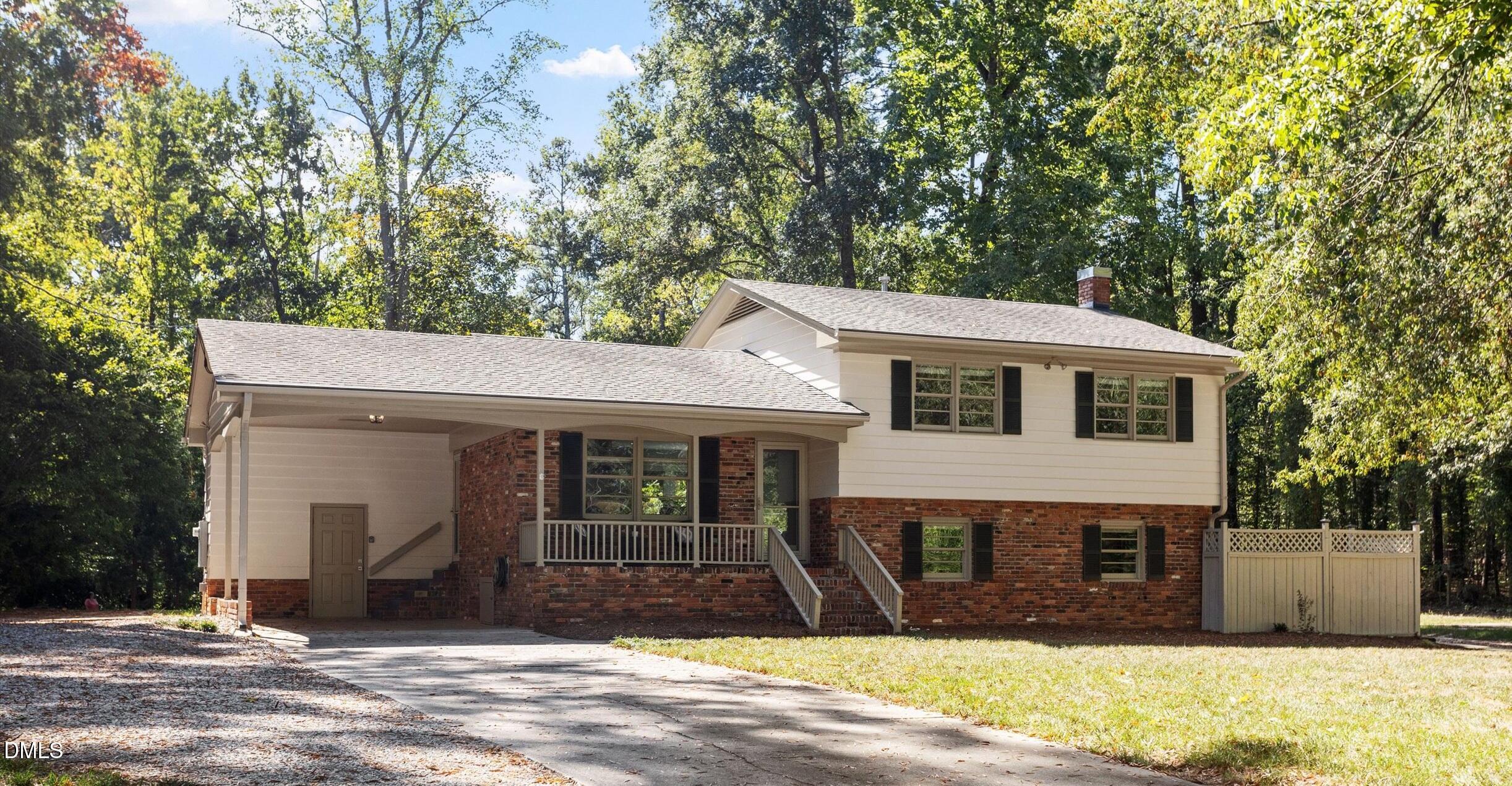 8208 Hillside Drive Property Photo 1