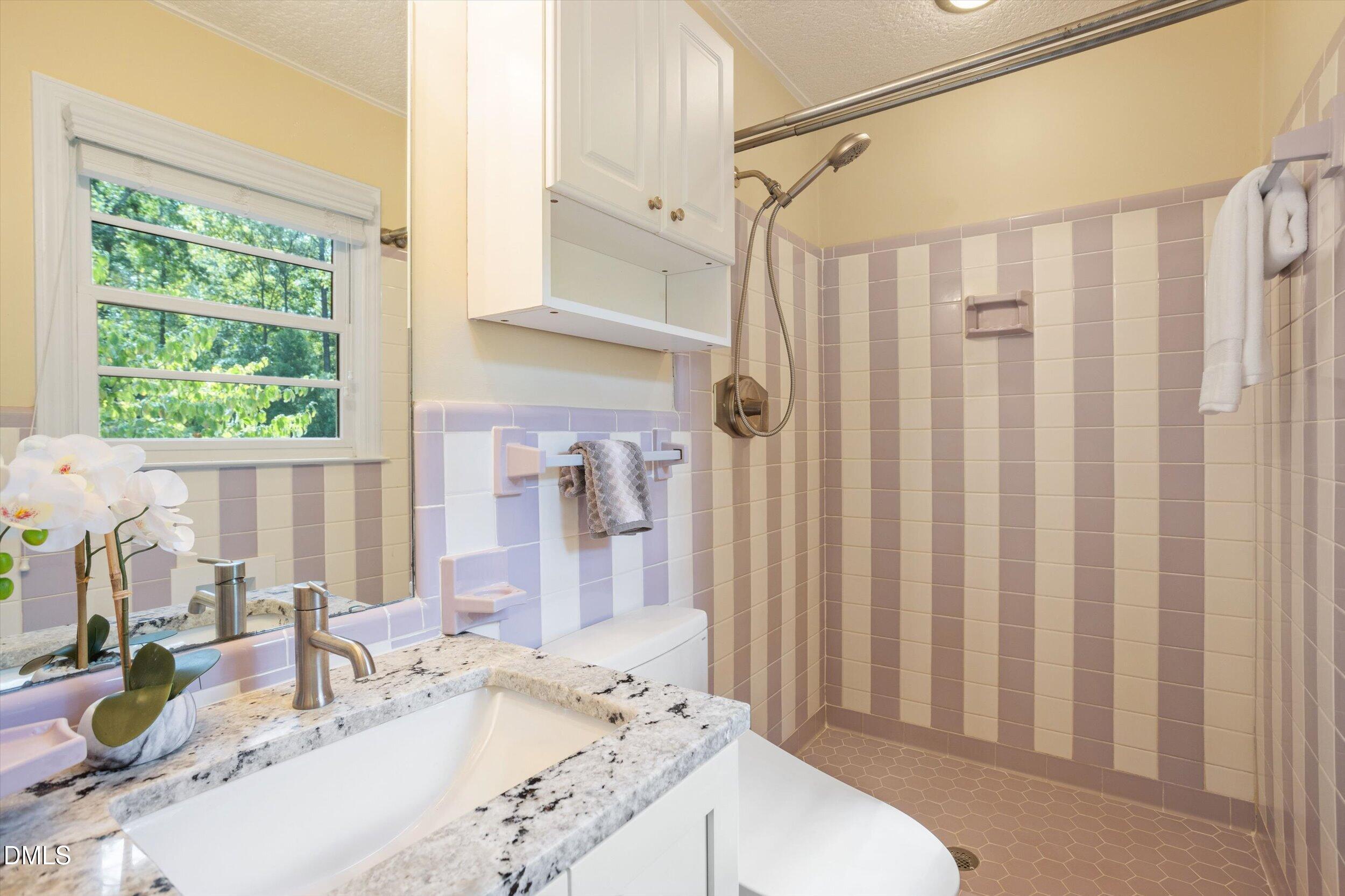 8208 Hillside Drive Property Photo 14