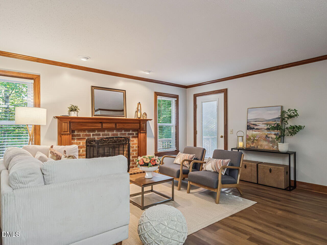512 Olde Towne Drive Property Photo 4