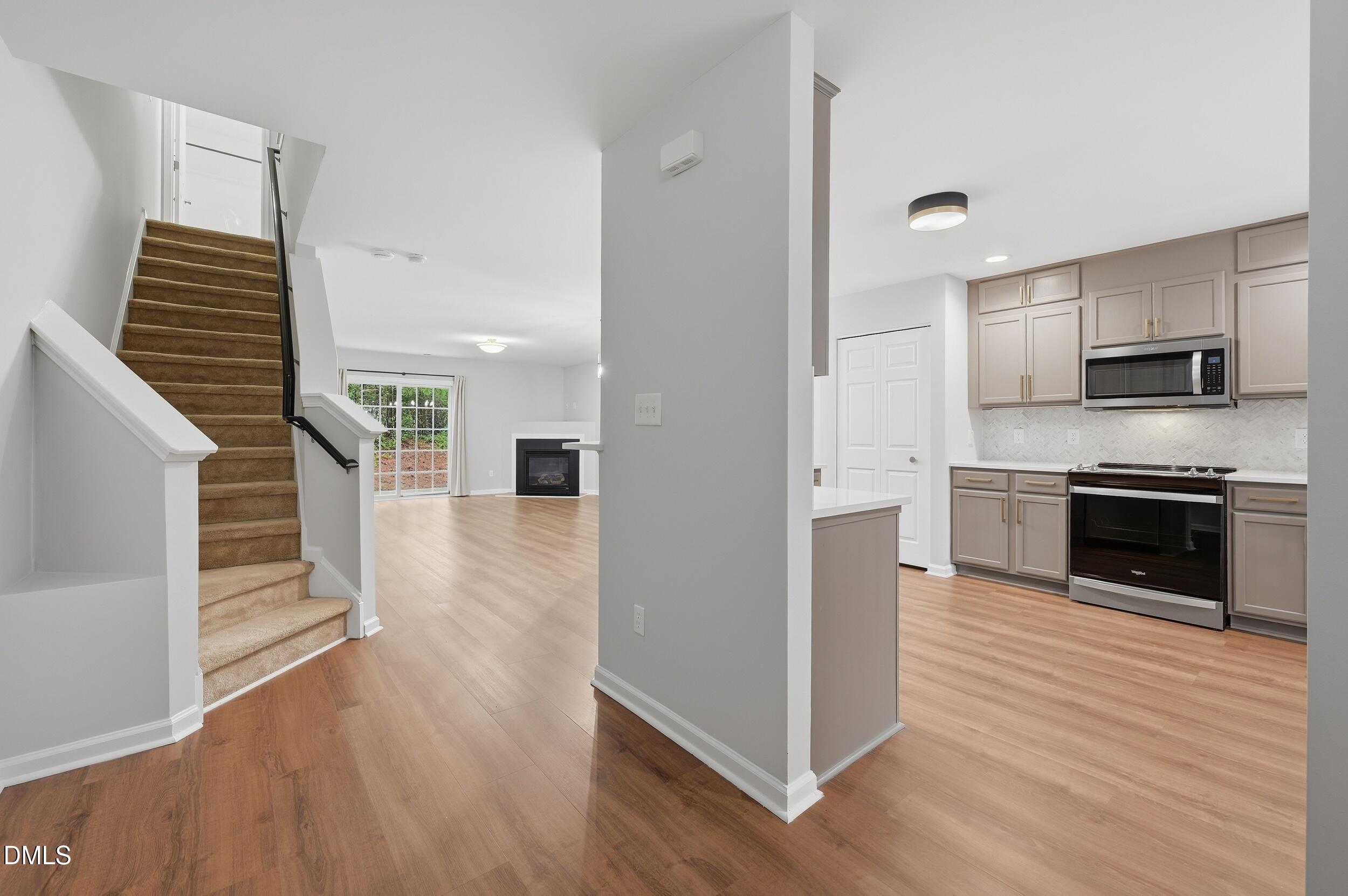 5221 Malik Drive Property Photo 5