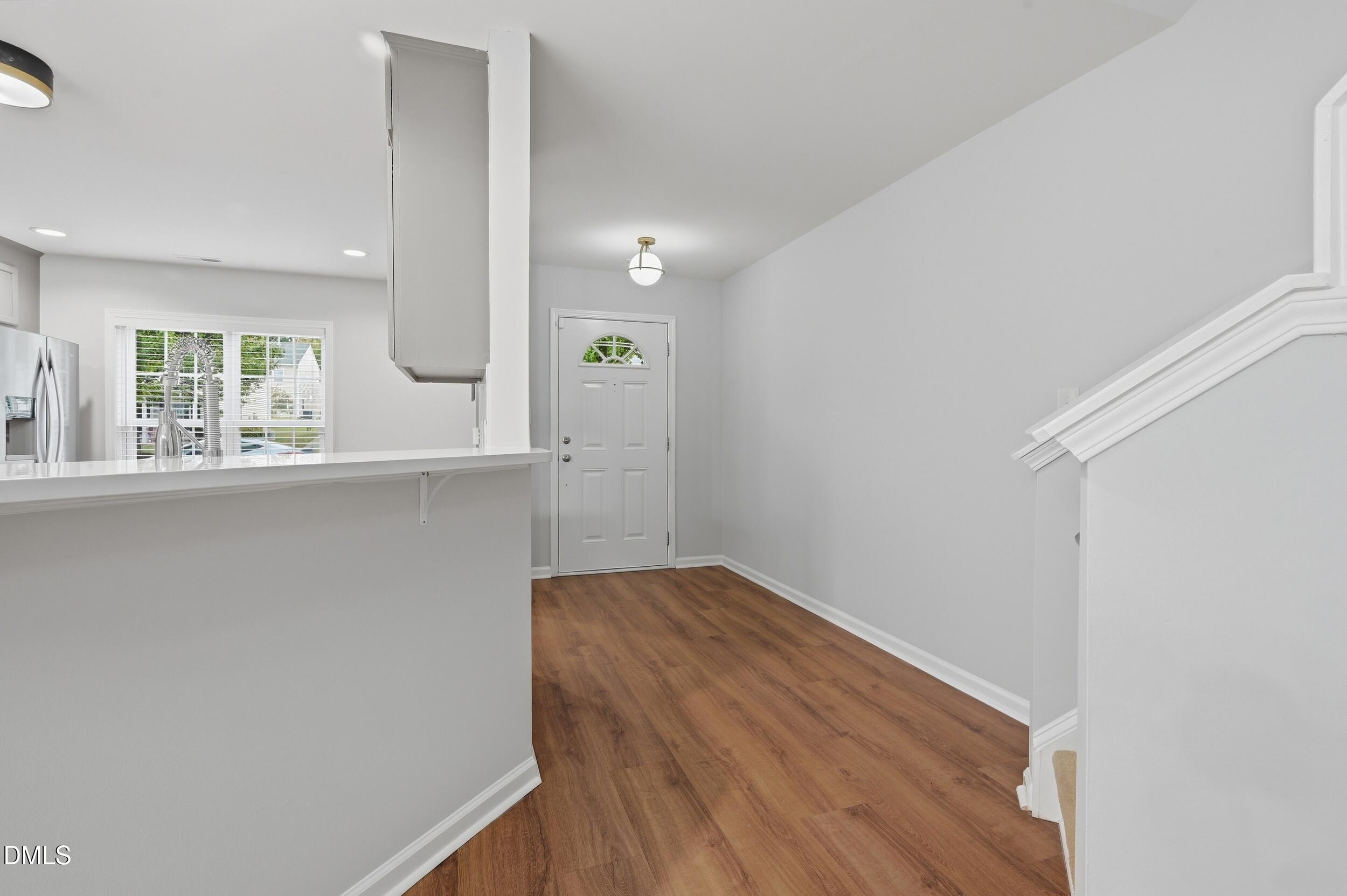5221 Malik Drive Property Photo 8
