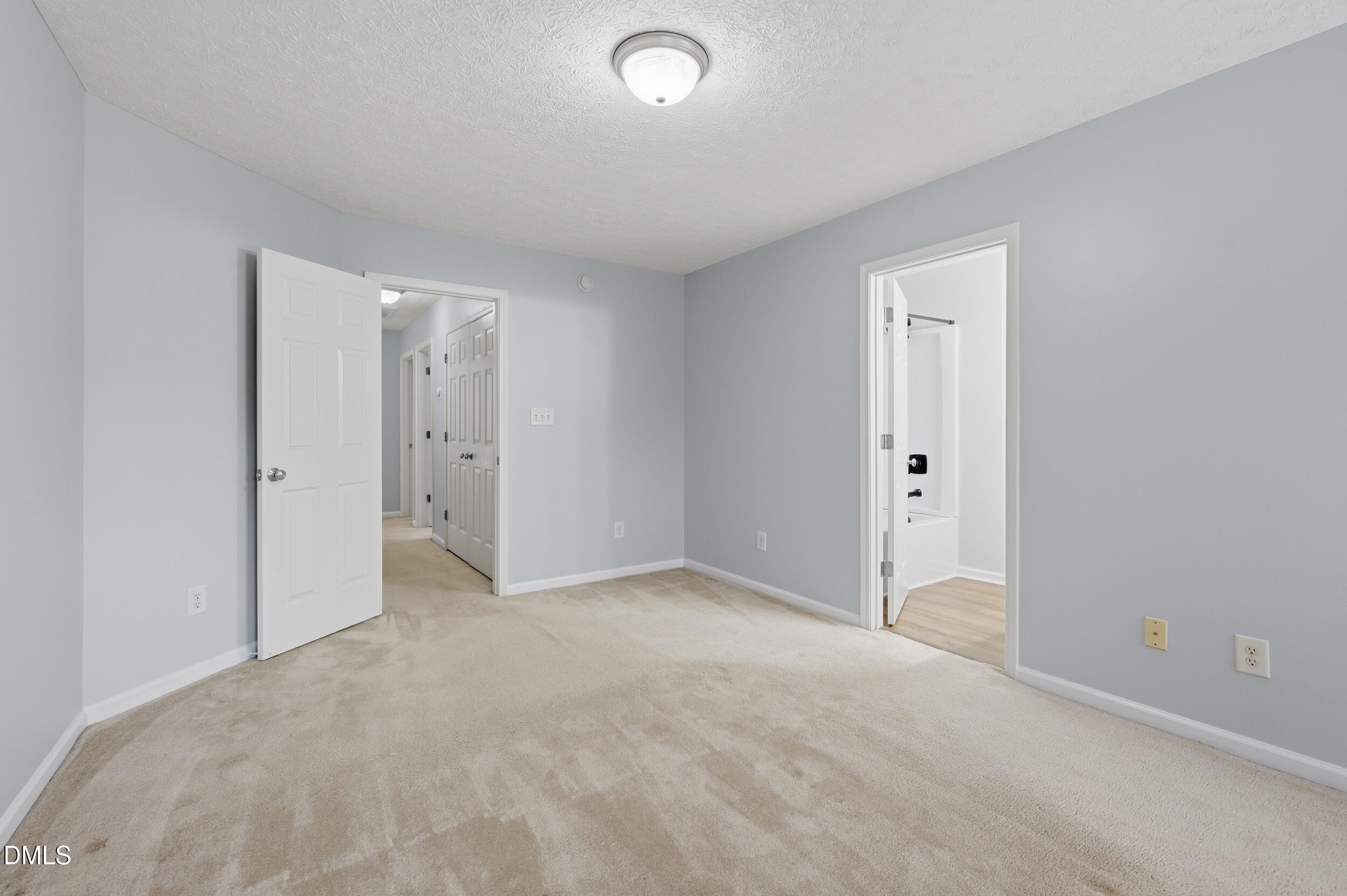 5221 Malik Drive Property Photo 15