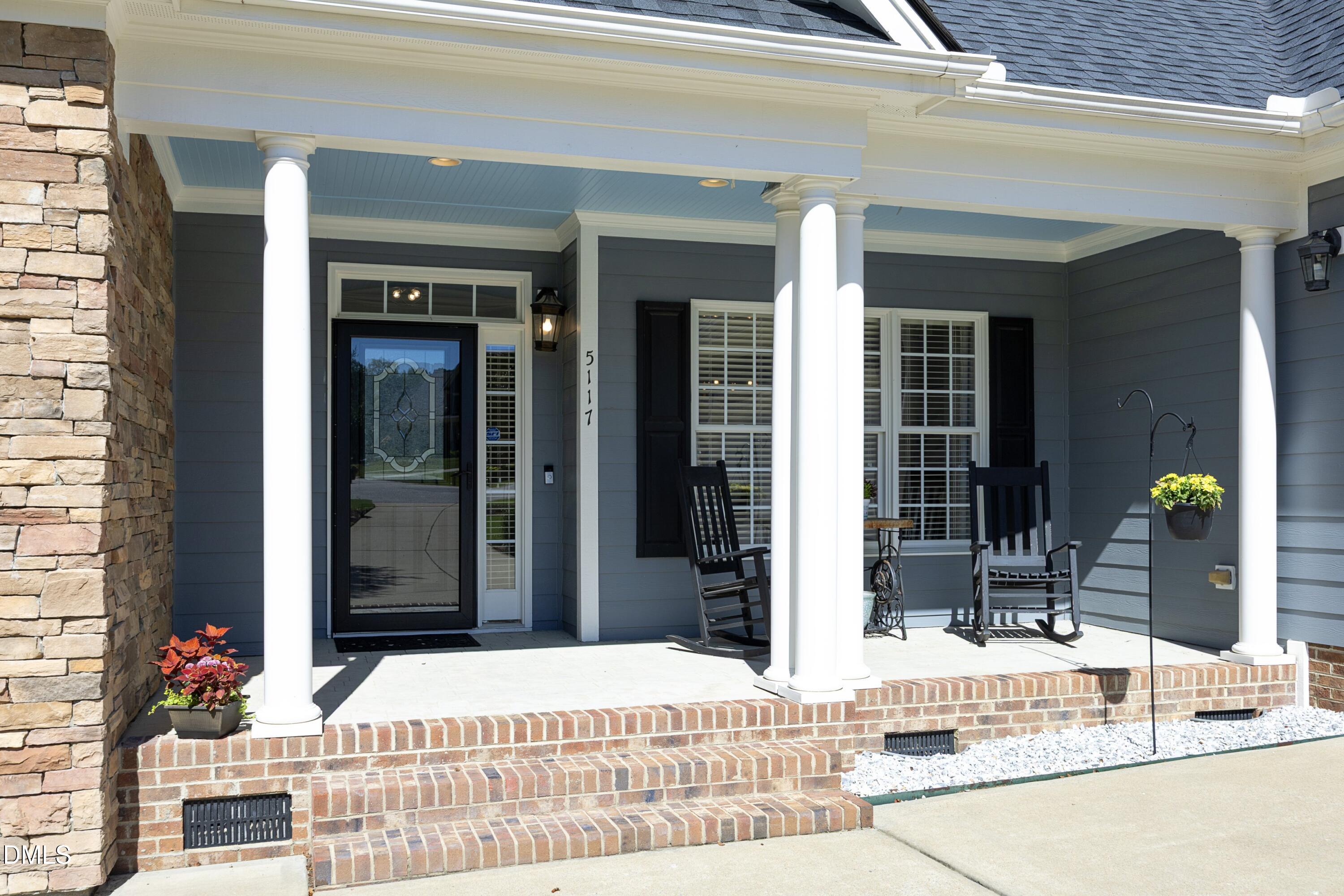 5117 Tera Springs Drive Property Photo 4