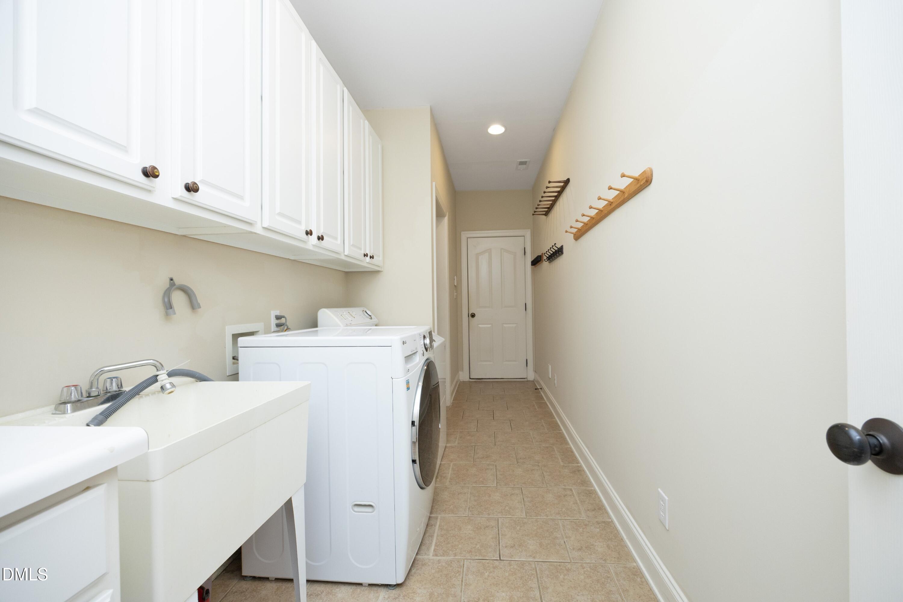 5117 Tera Springs Drive Property Photo 30