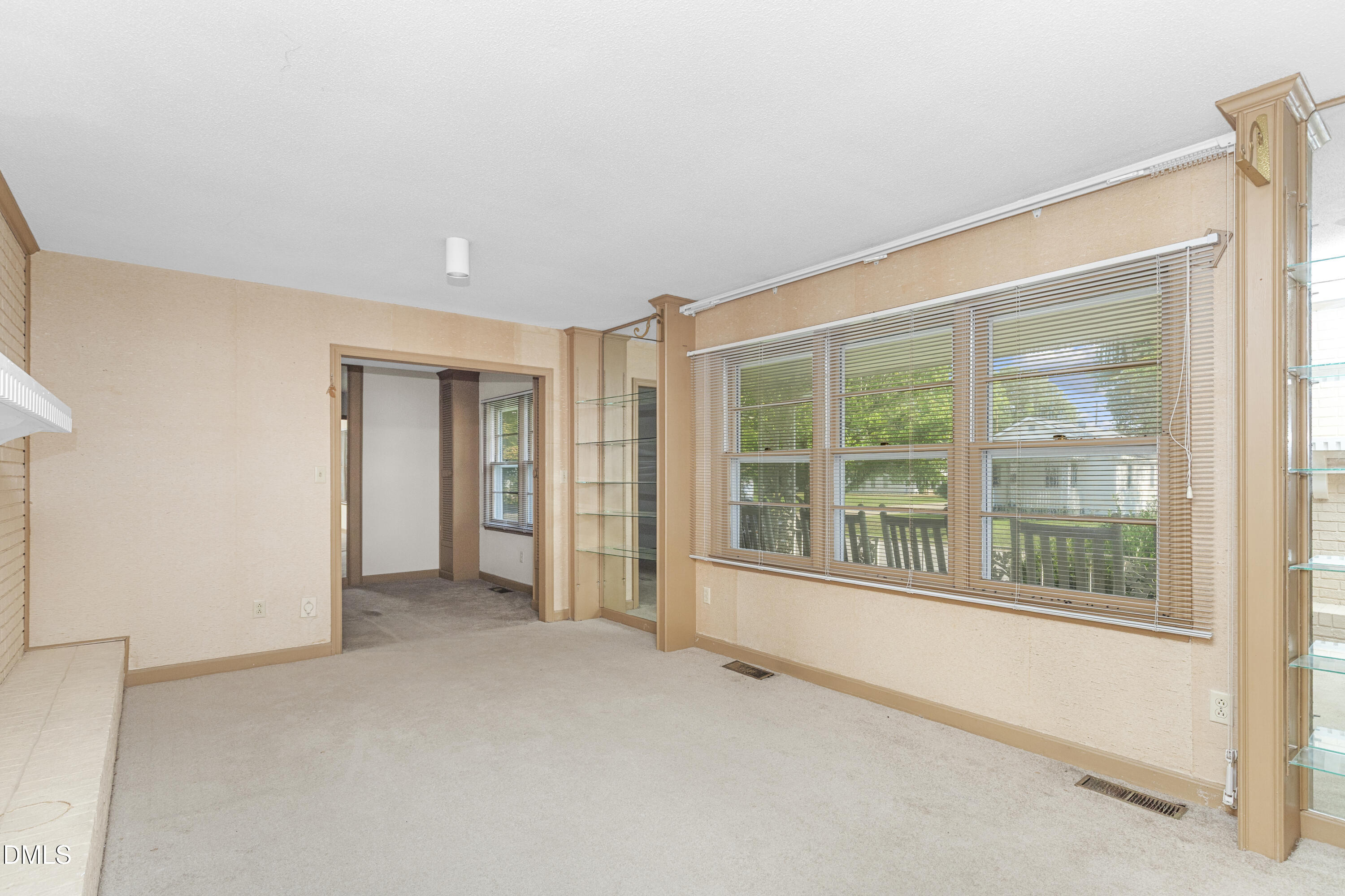 700 E Harnett Street Property Photo 12